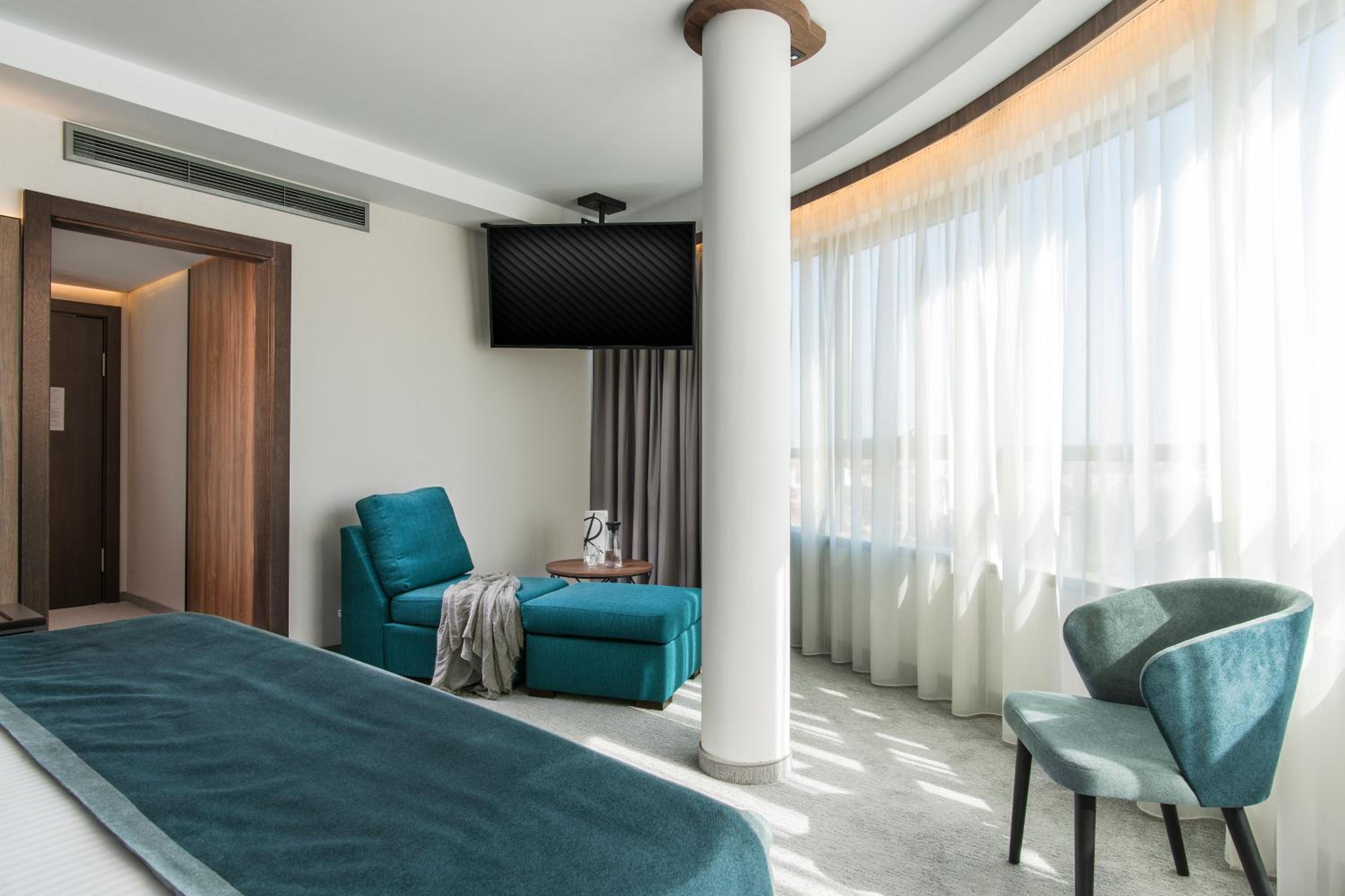  Panoramic Superior room