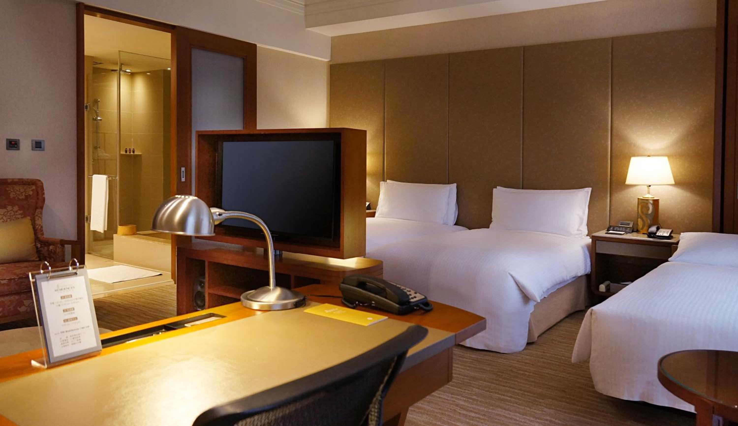 Studio Suites with Extra Bed