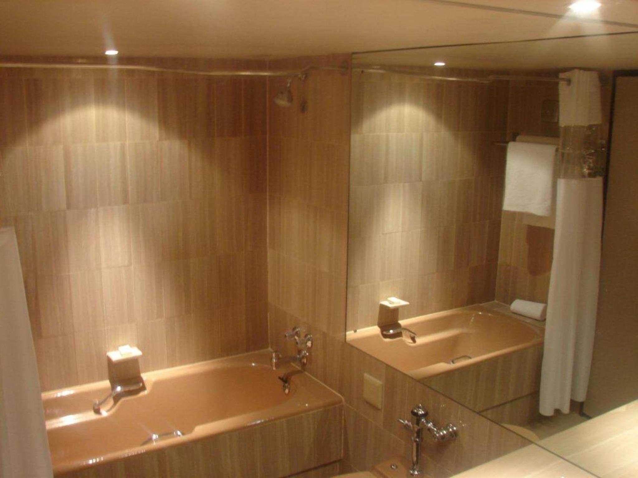 Double Room with Two Double Beds - Non-Smoking