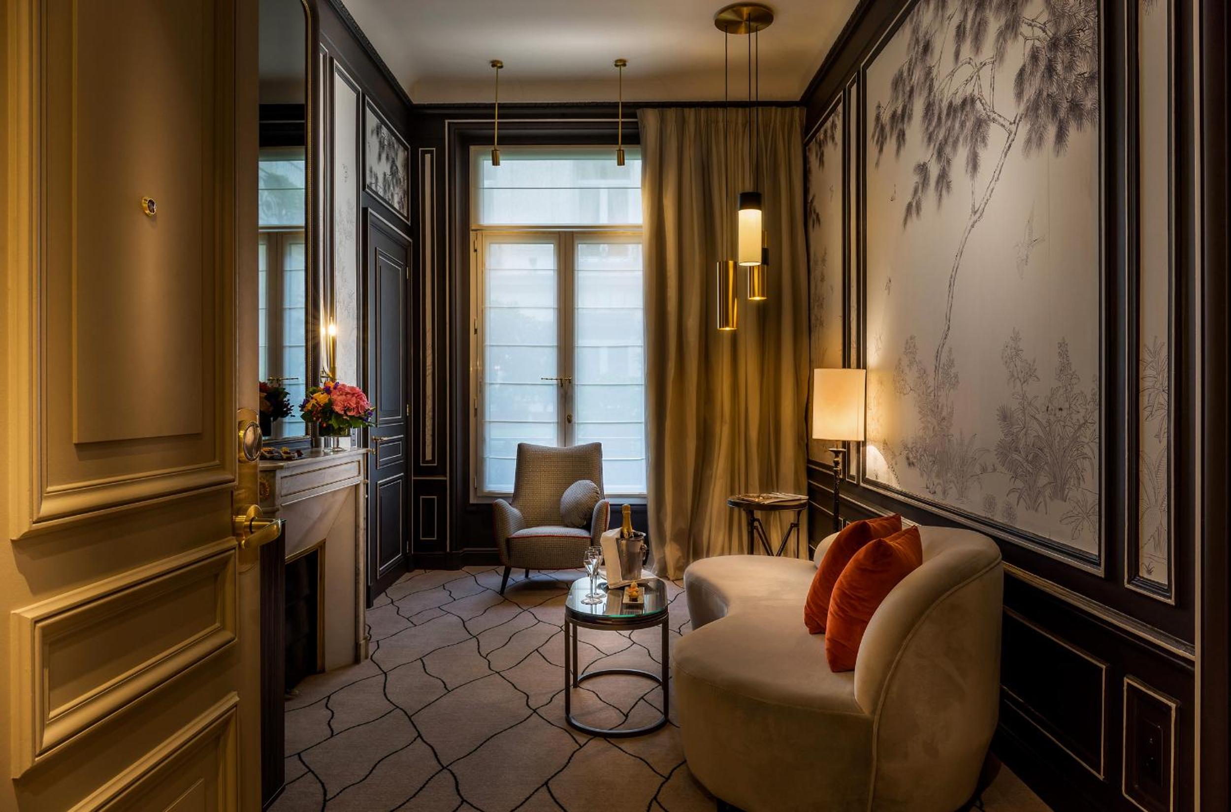 Suite Deluxe – Parisienne