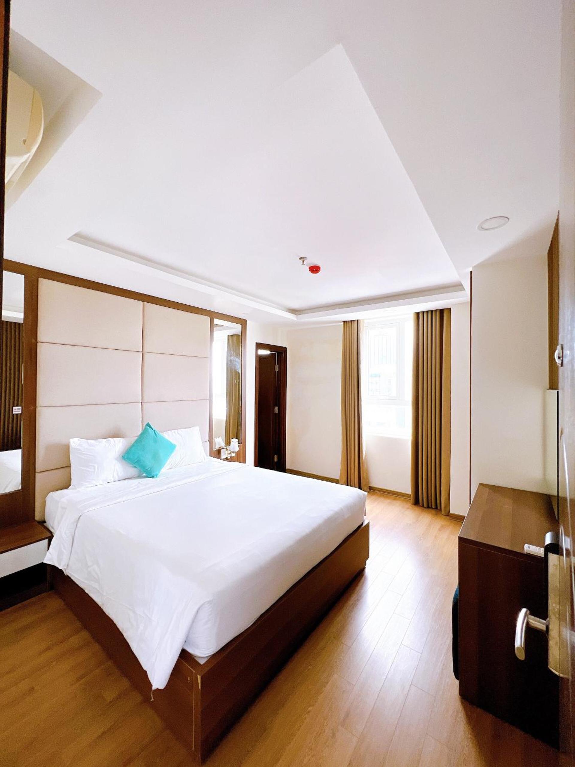 Suite with River View