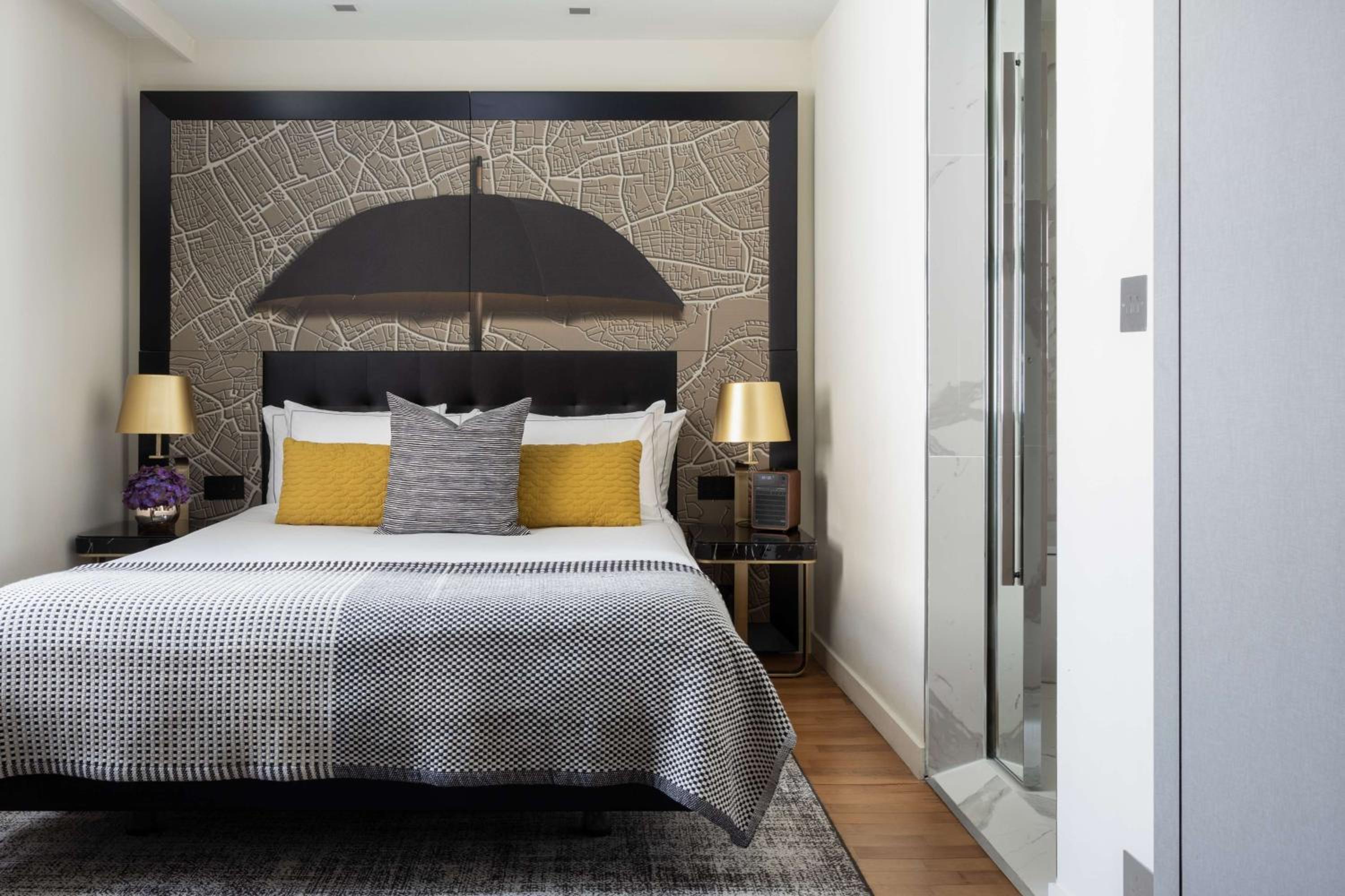 Townhouse King Suite