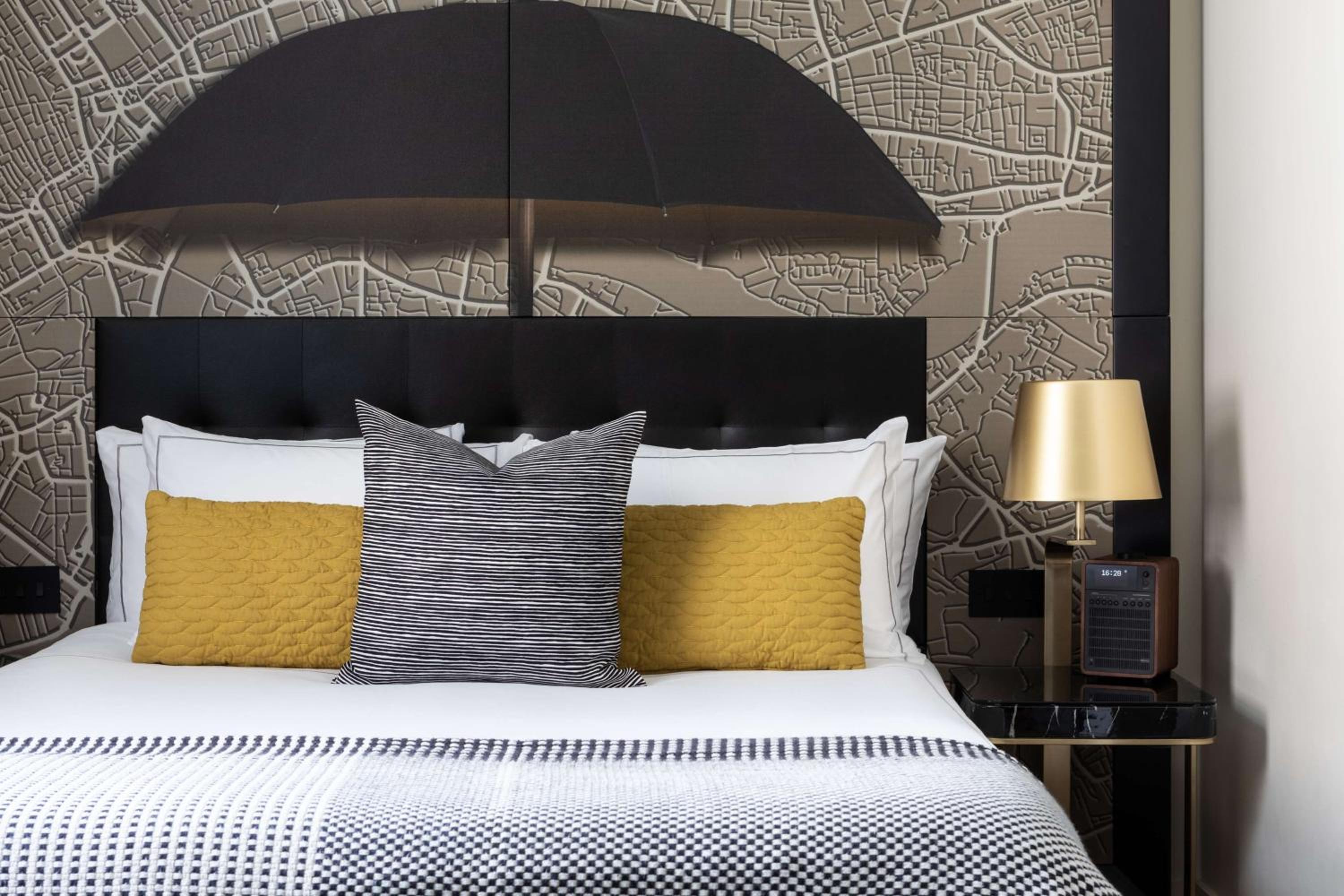 Townhouse King Suite