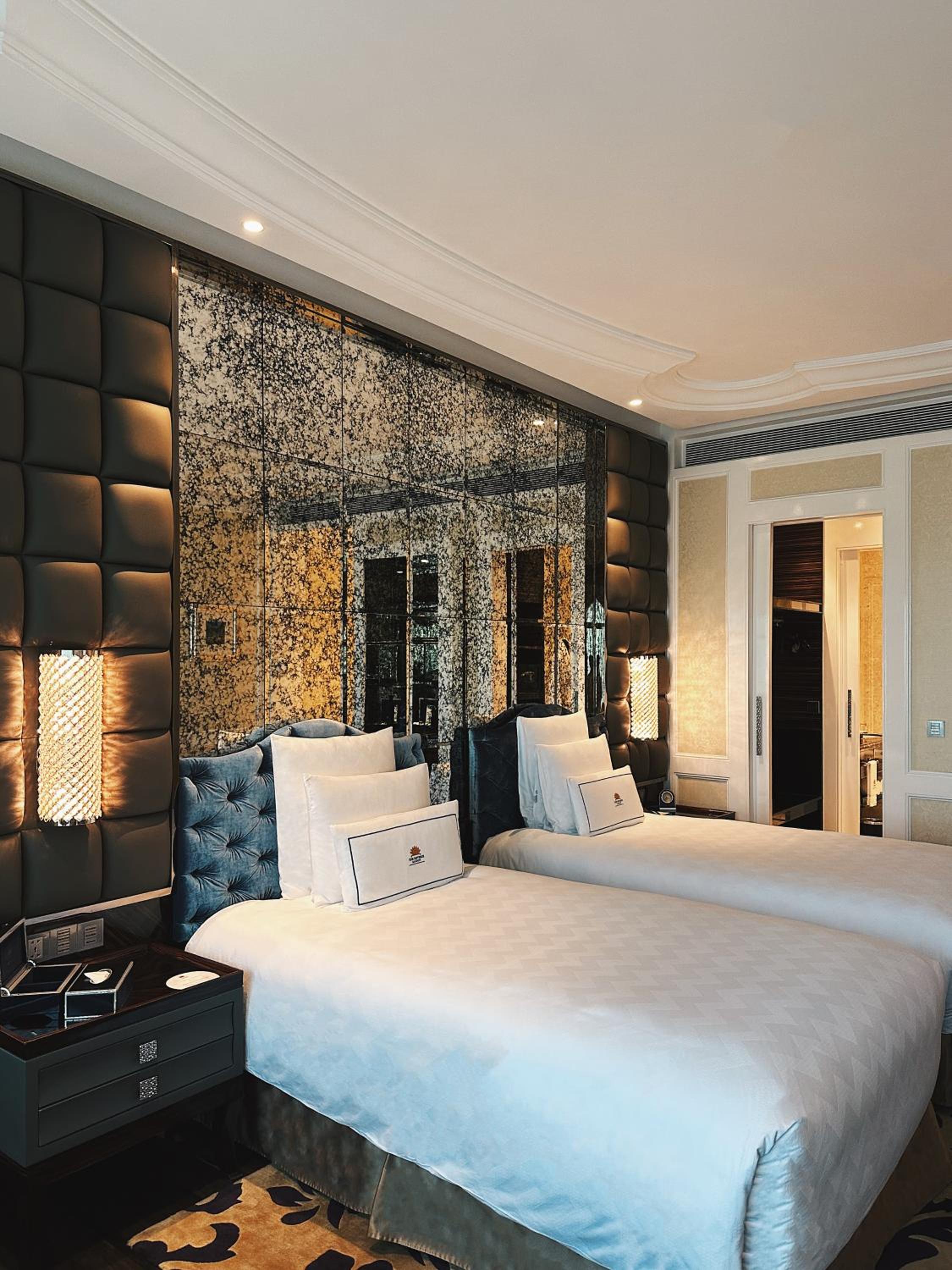 Deluxe Twin Room High Floor