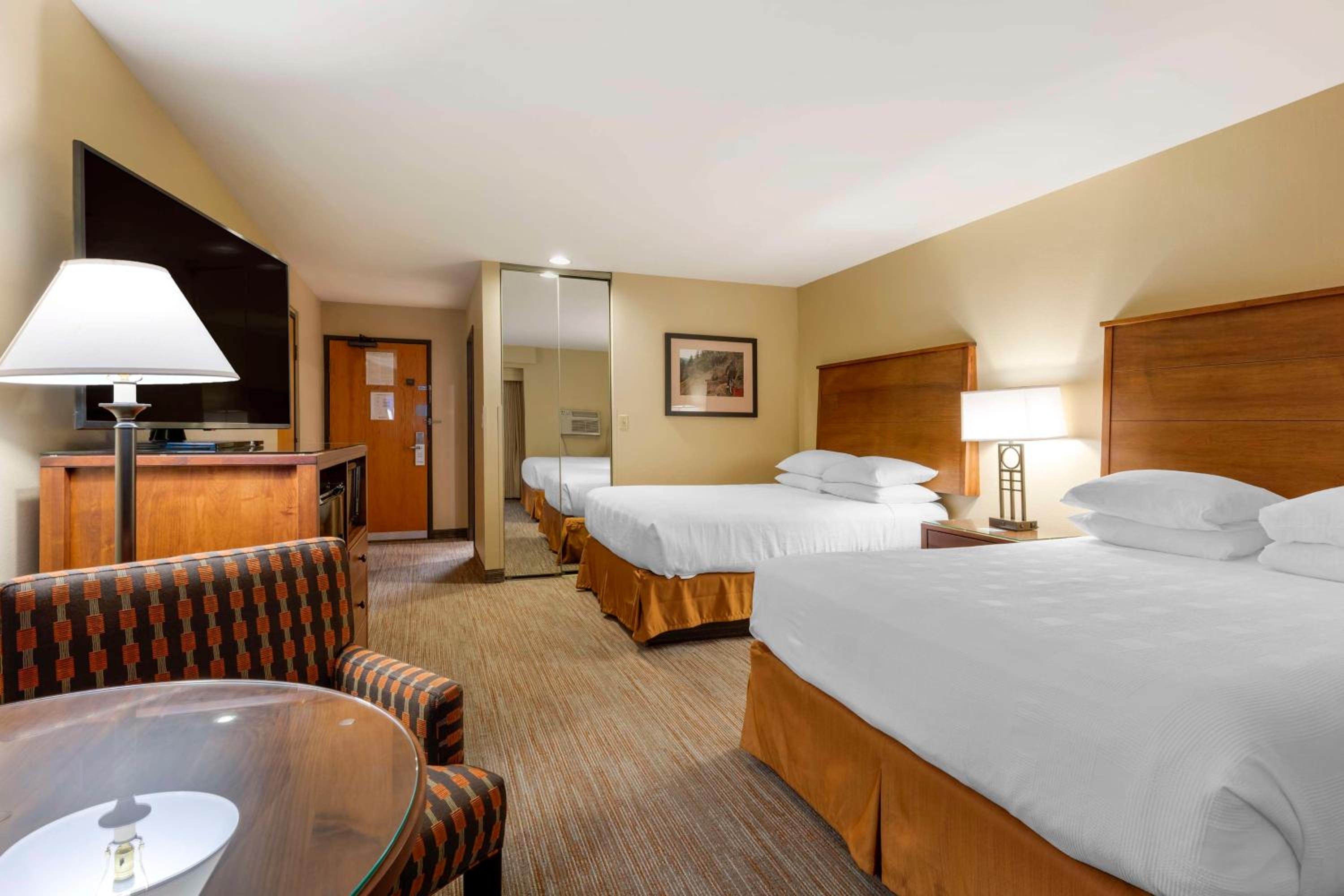 Standard Queen Room with Two Queen Beds - Mobility Accessible - No Pets