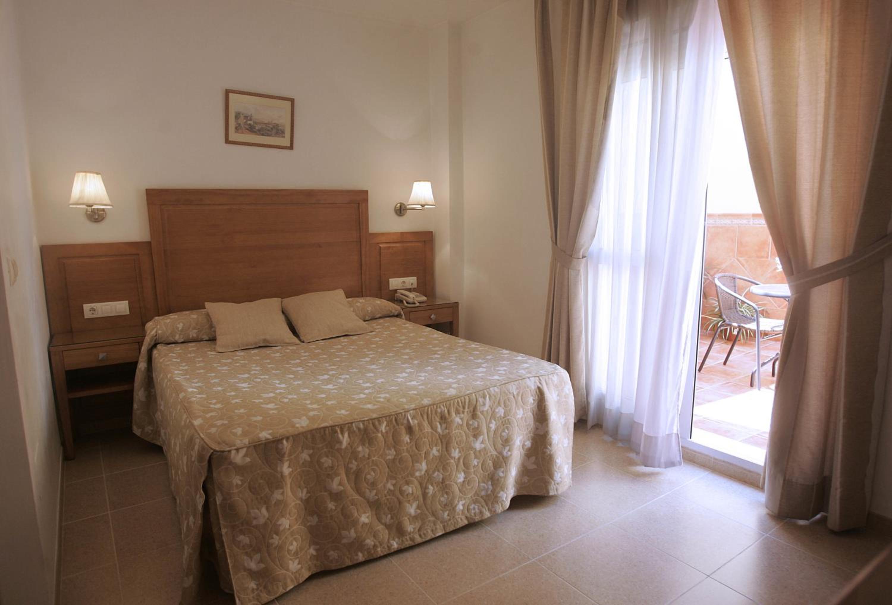 Double or Twin Room with Terrace