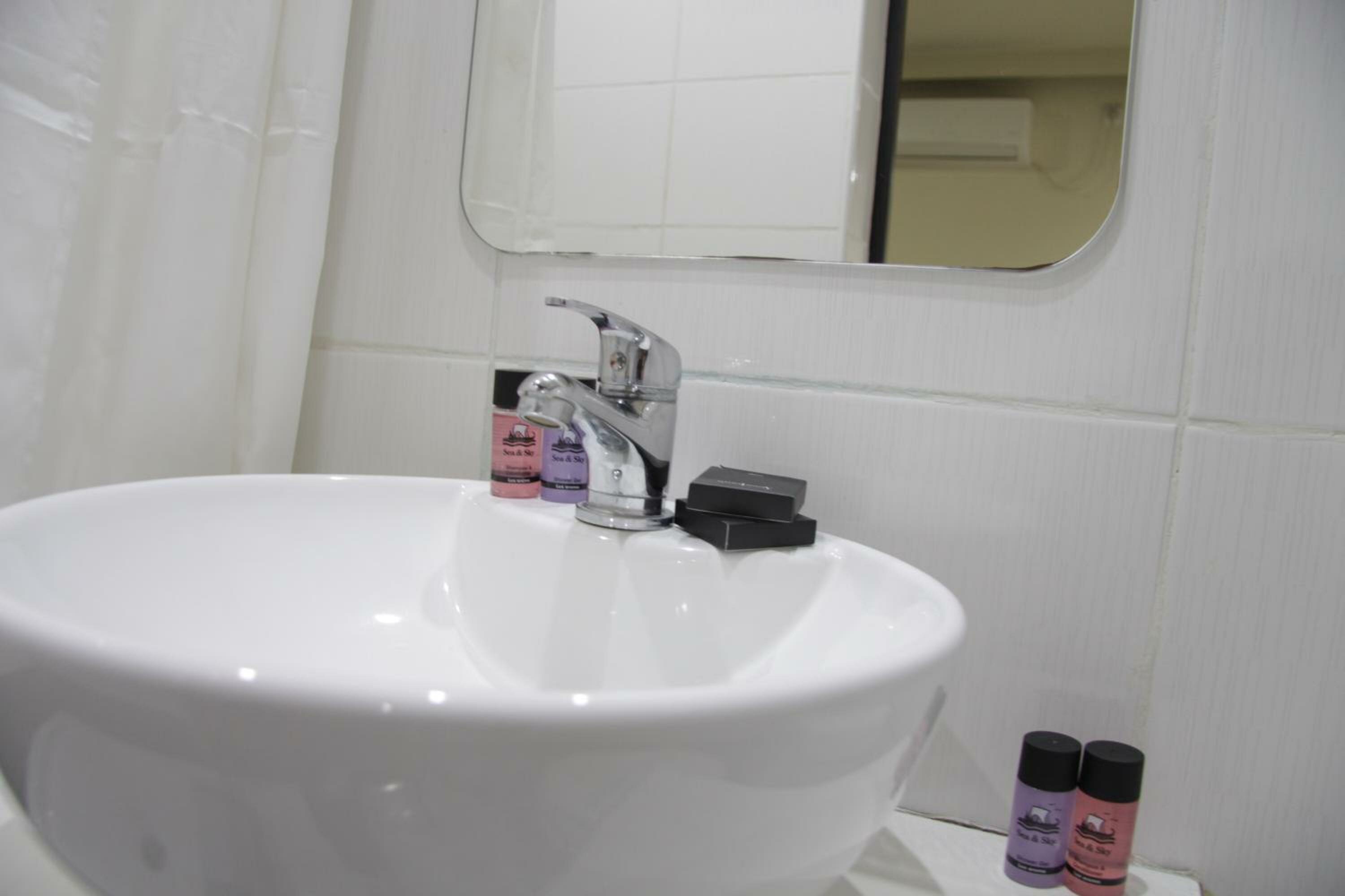 Double or Twin Room with Private Bathroom