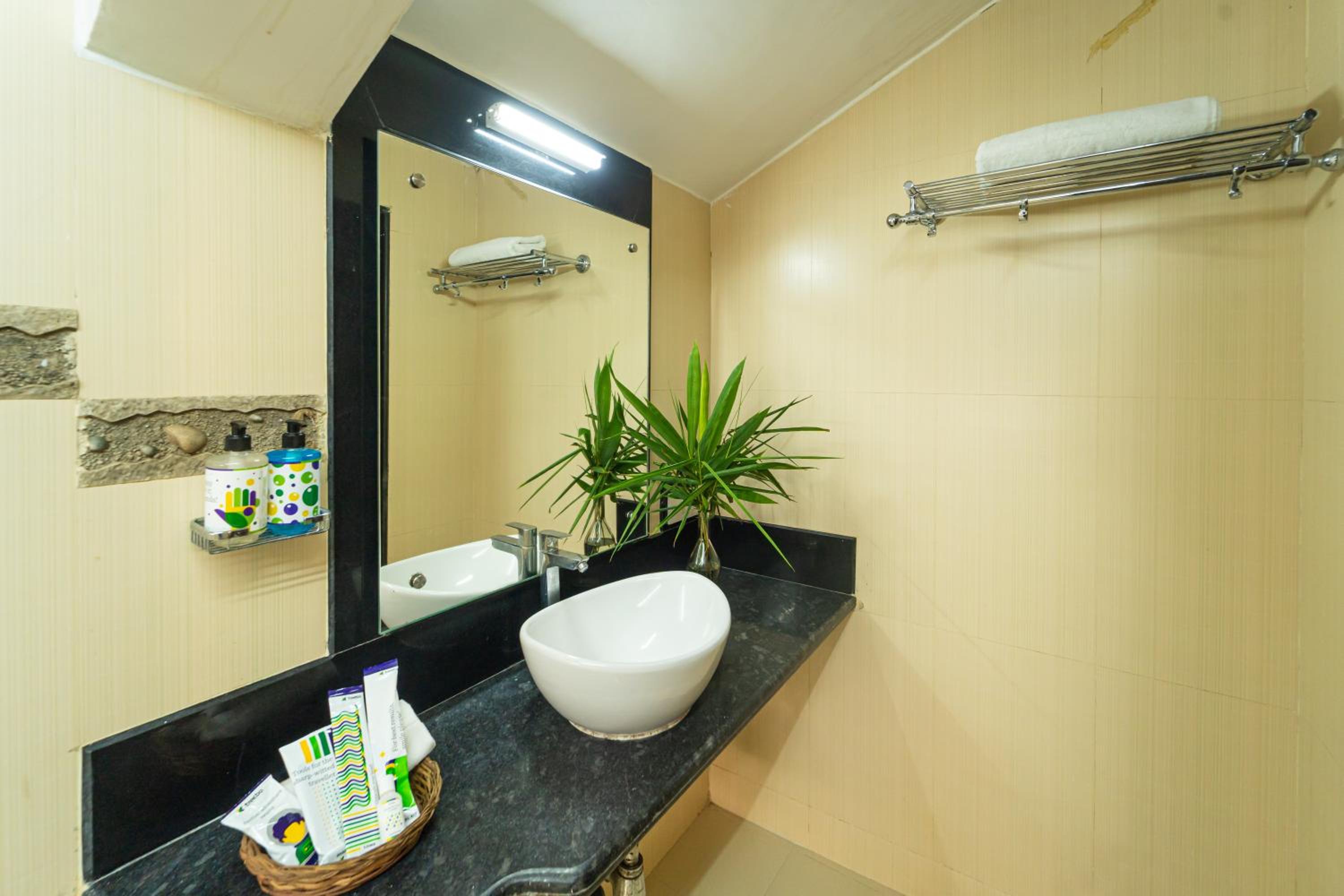 Premium Room with Pool View