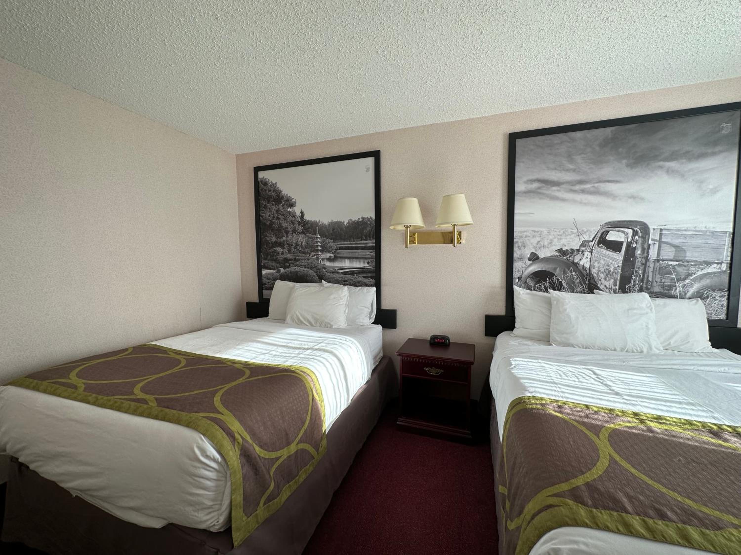 Double Room with Two Double Beds - Non-Smoking