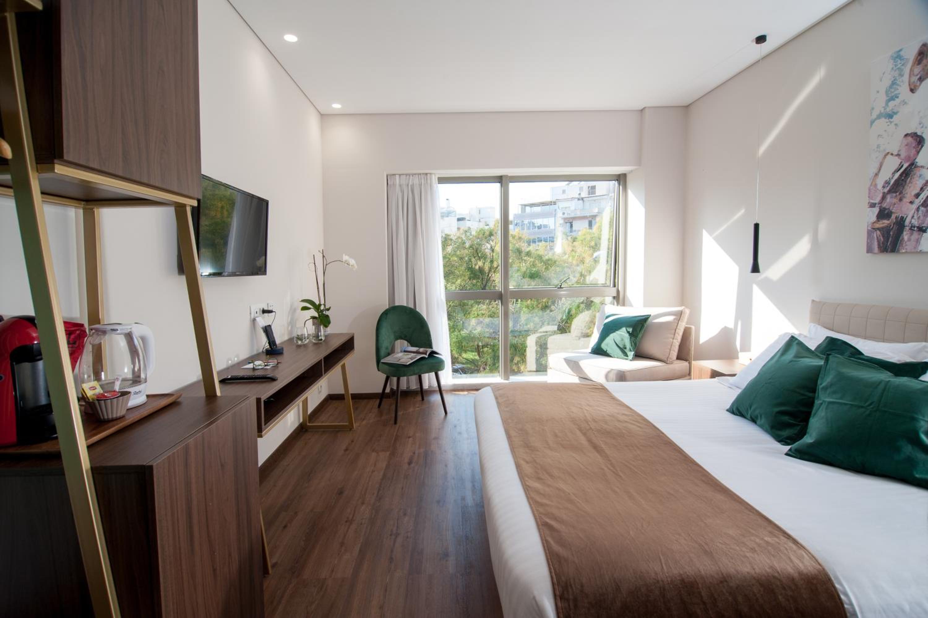 Triple Room with City View