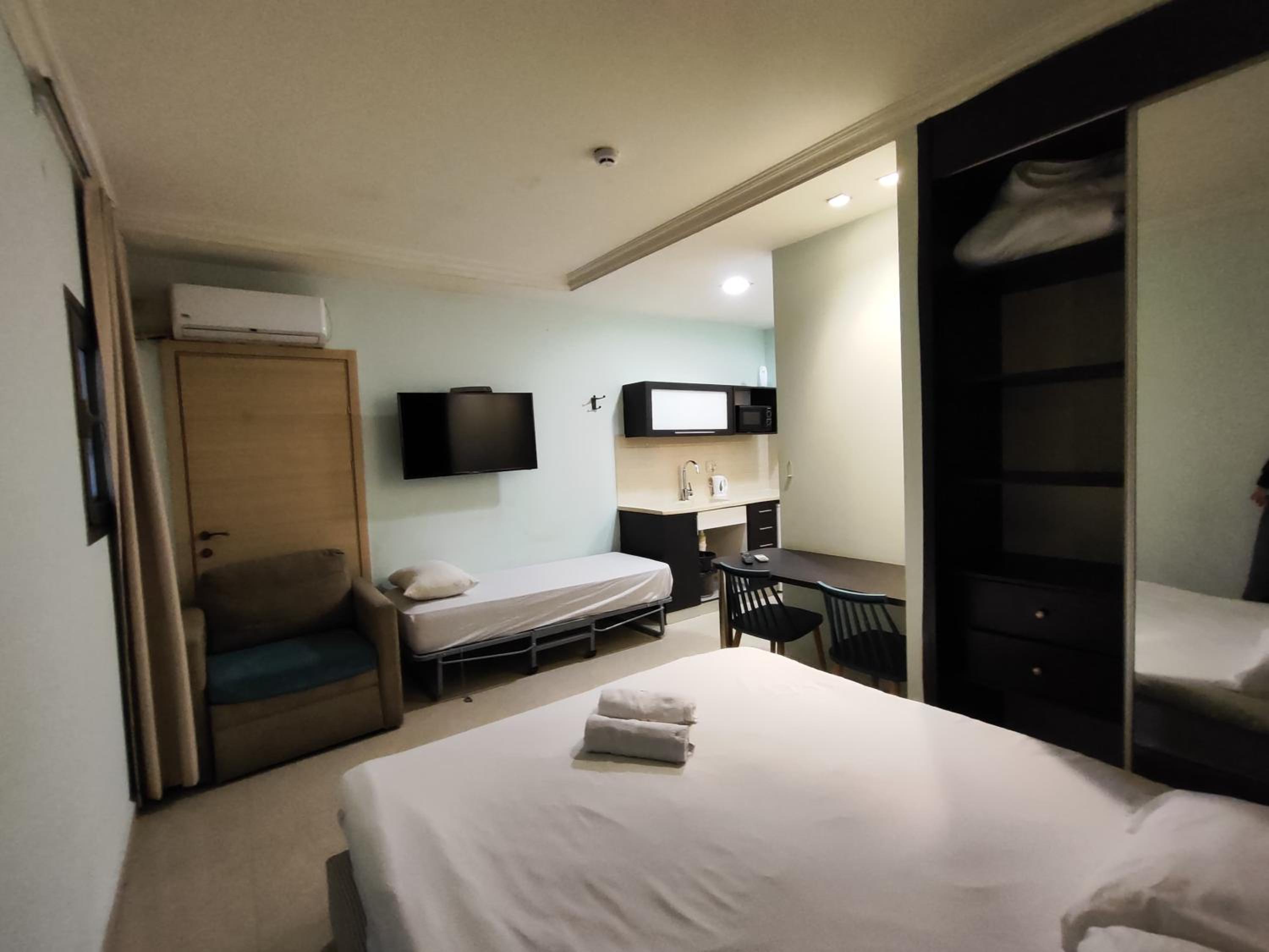 Classic Triple Room