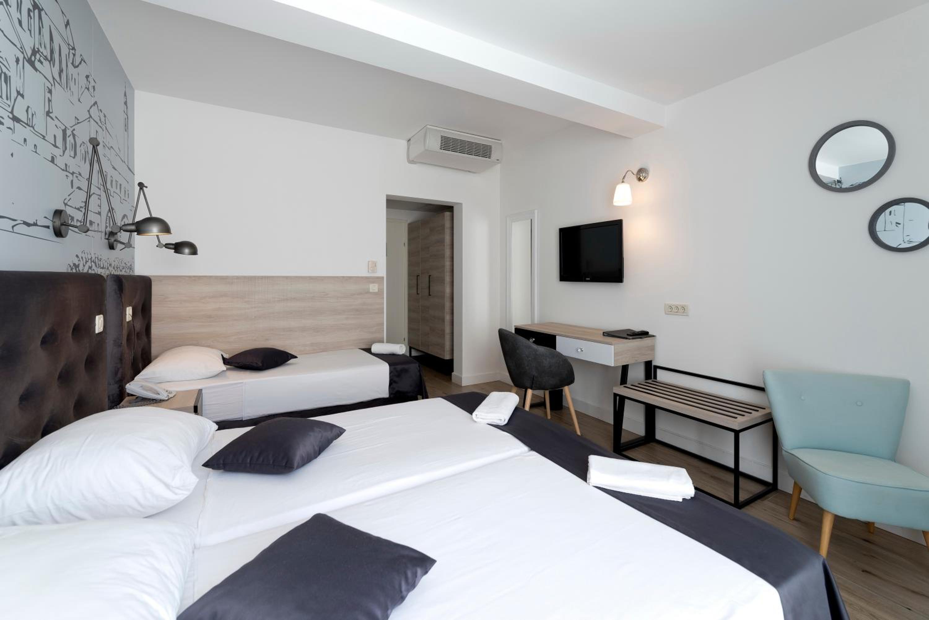 Triple Room with Balcony