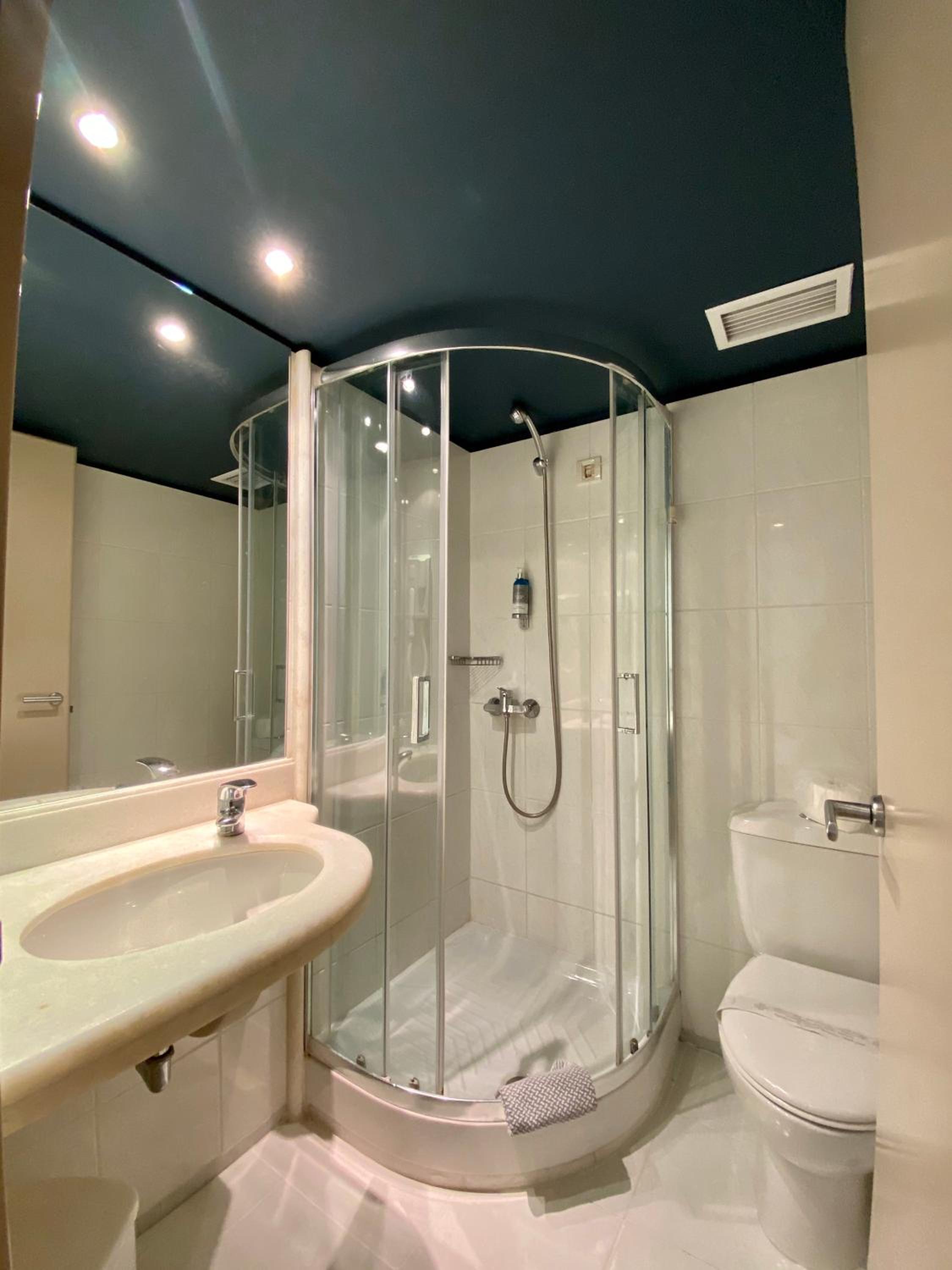 Triple Room (3 Adults)