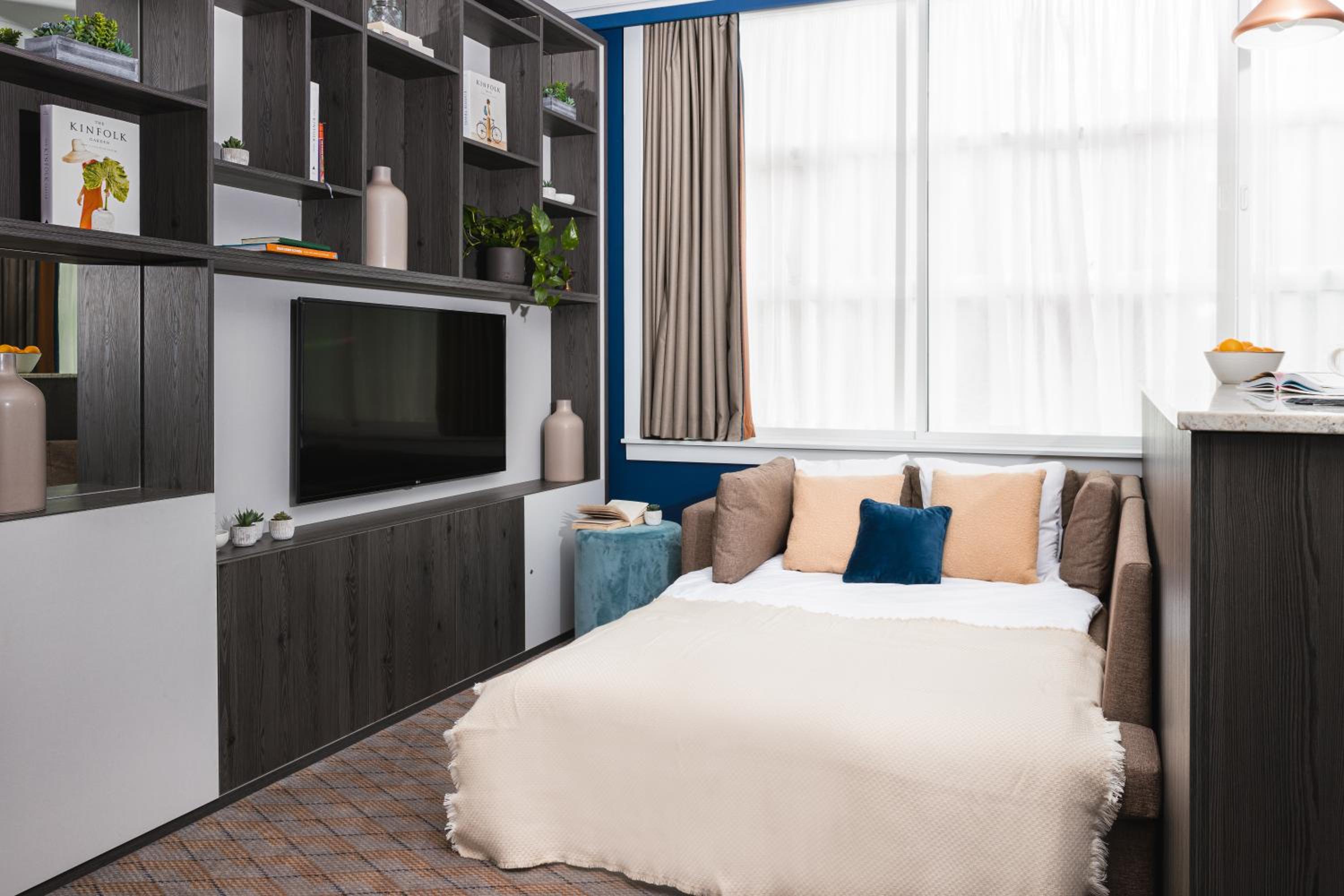 Open Plan One Bedroom Apartment