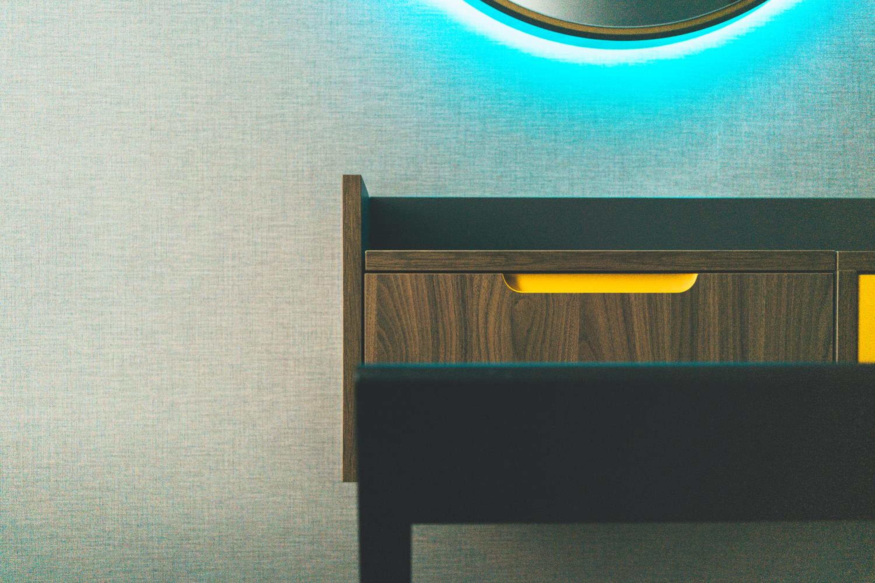 Accessible Double no Window