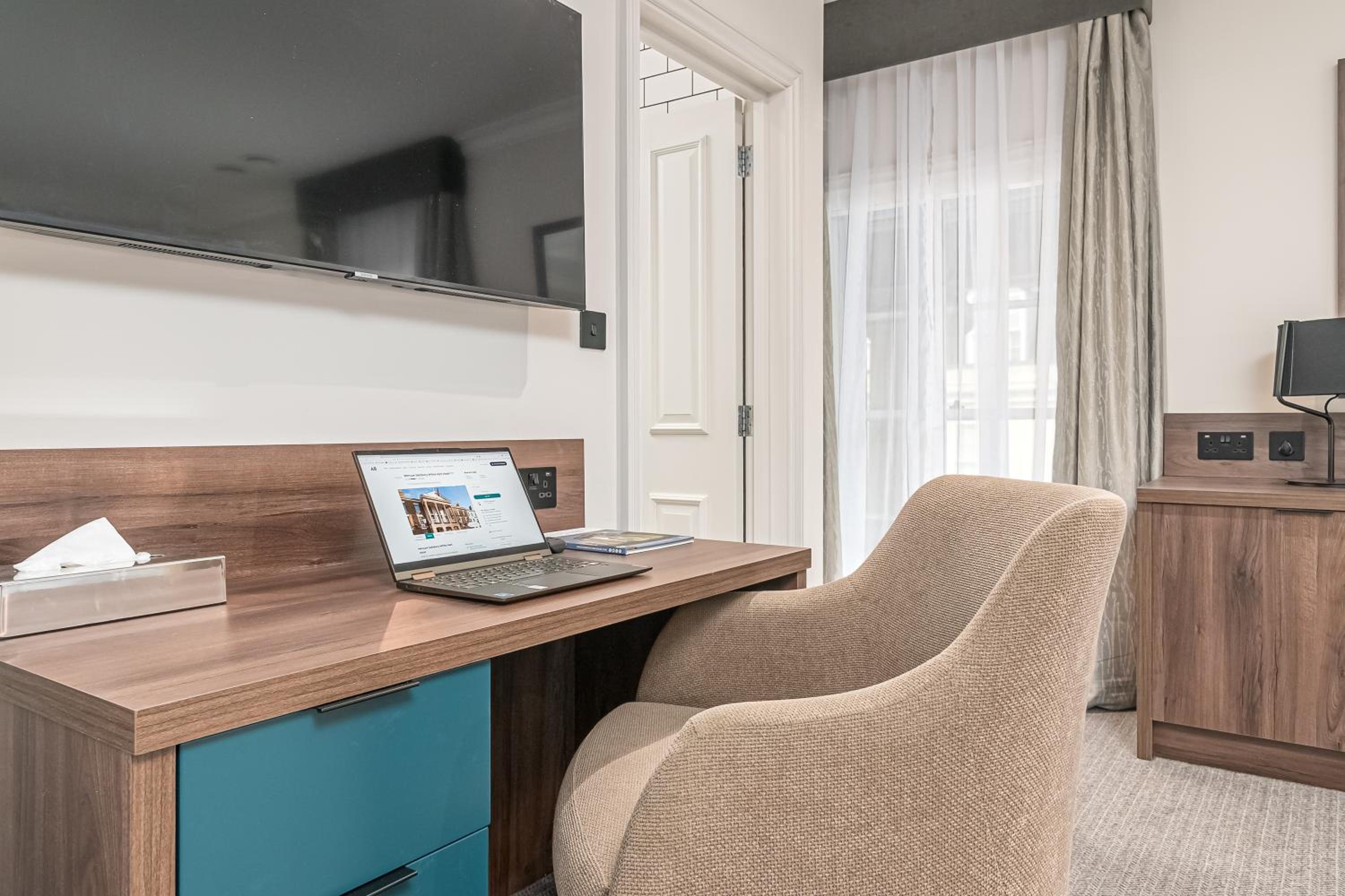 Privilege Room
