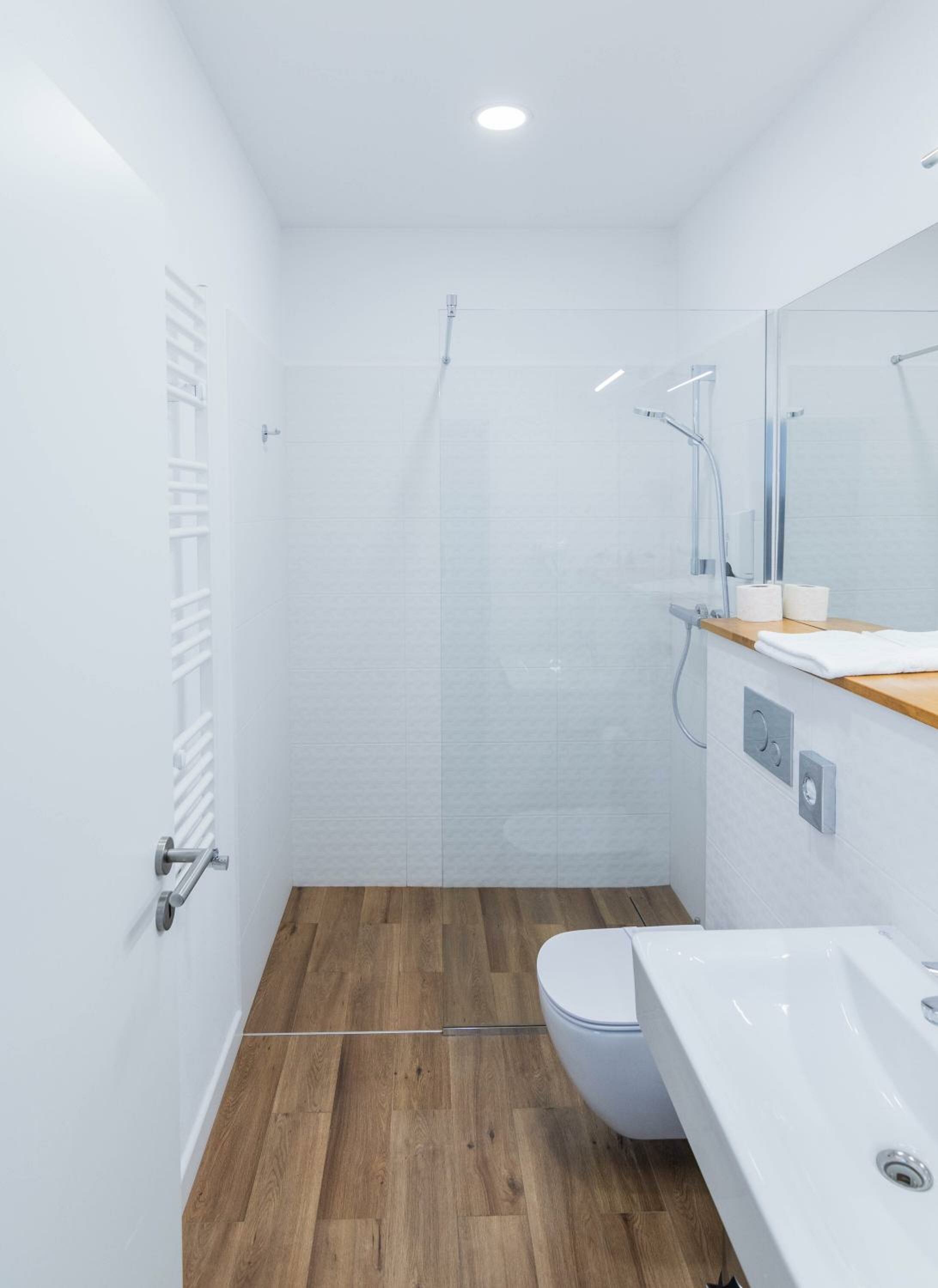 Twin Room with Shower