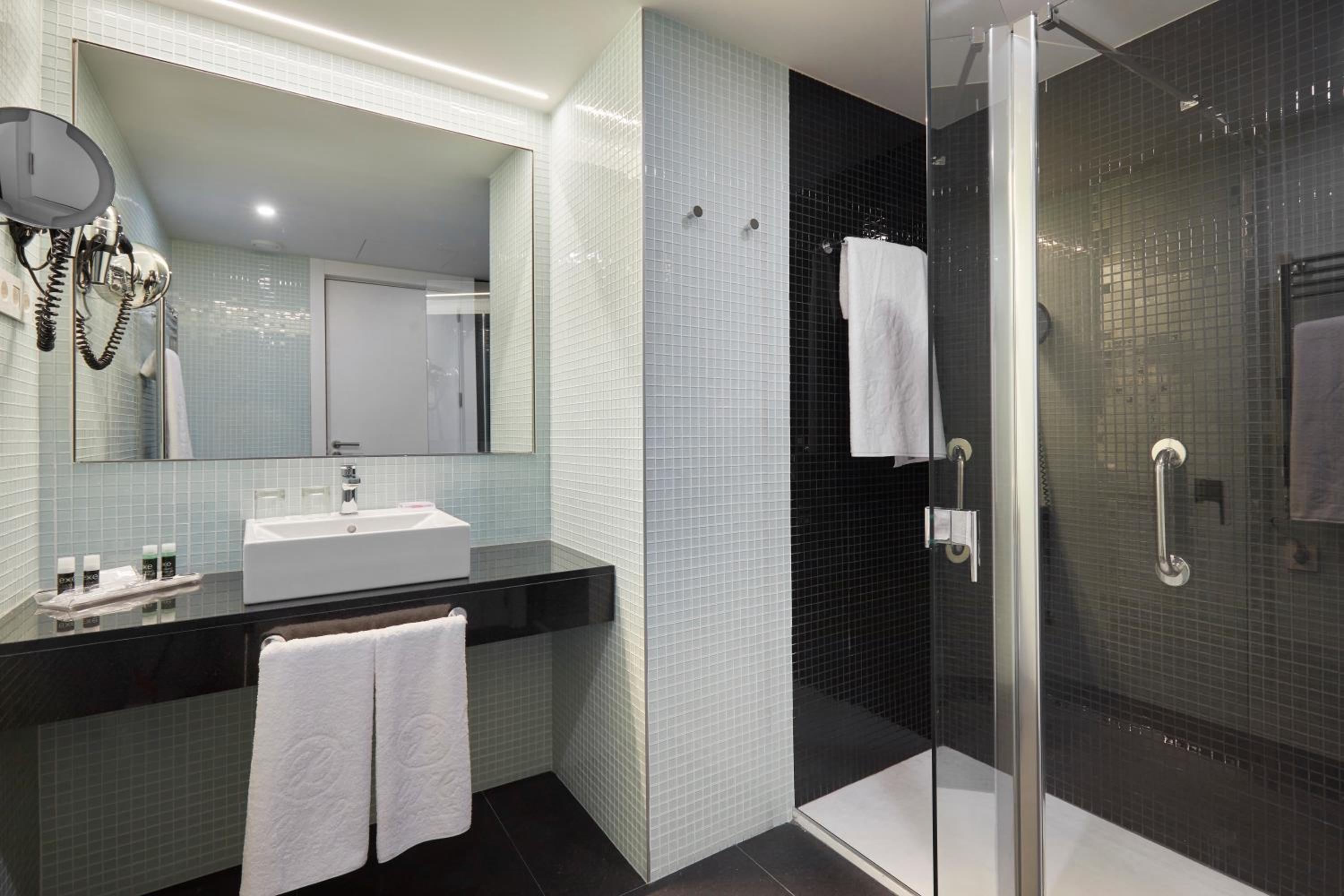 Basic Double Room