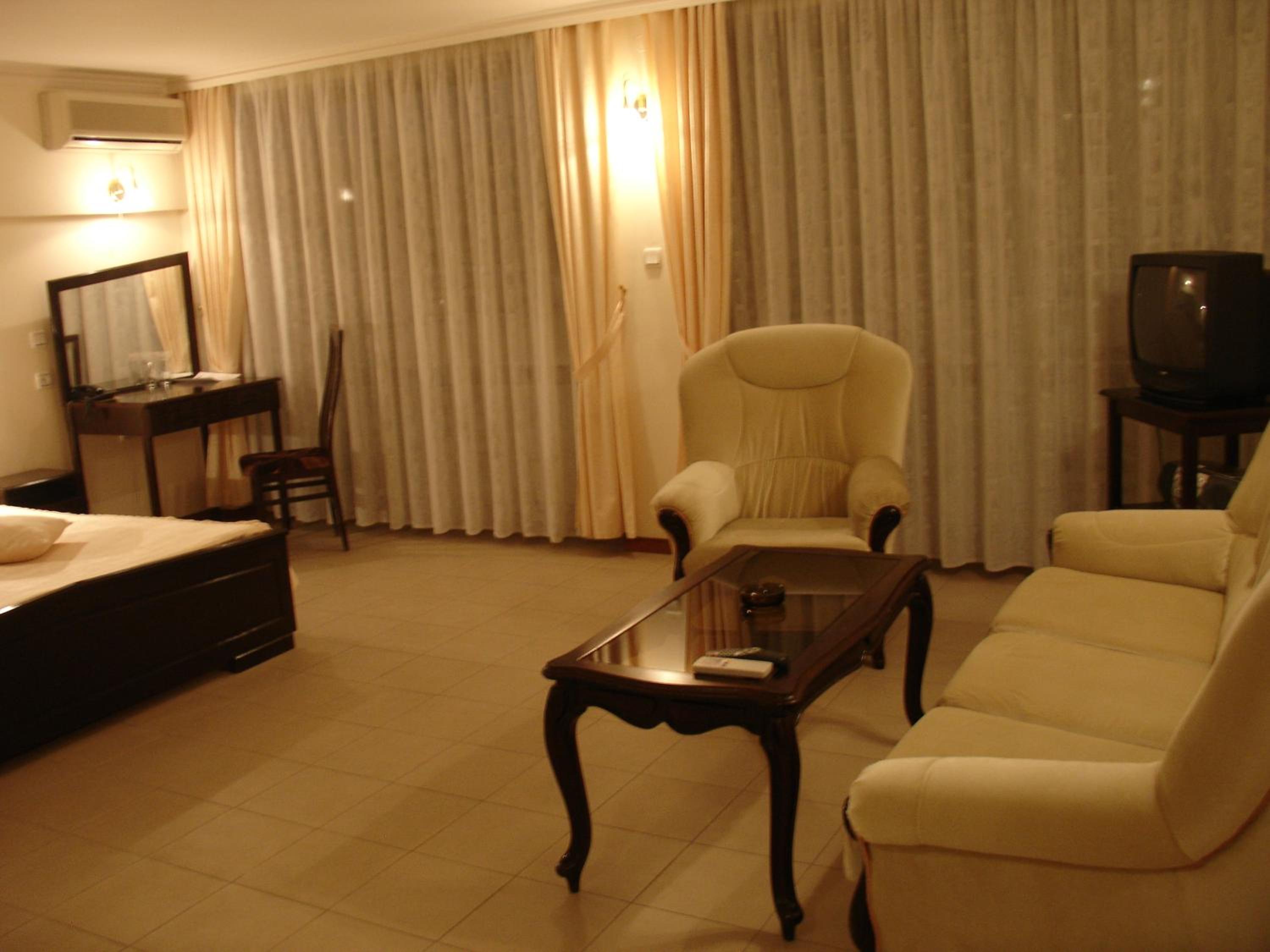 Double / Twin Room With Balcony (2 Adults + 2 Children)