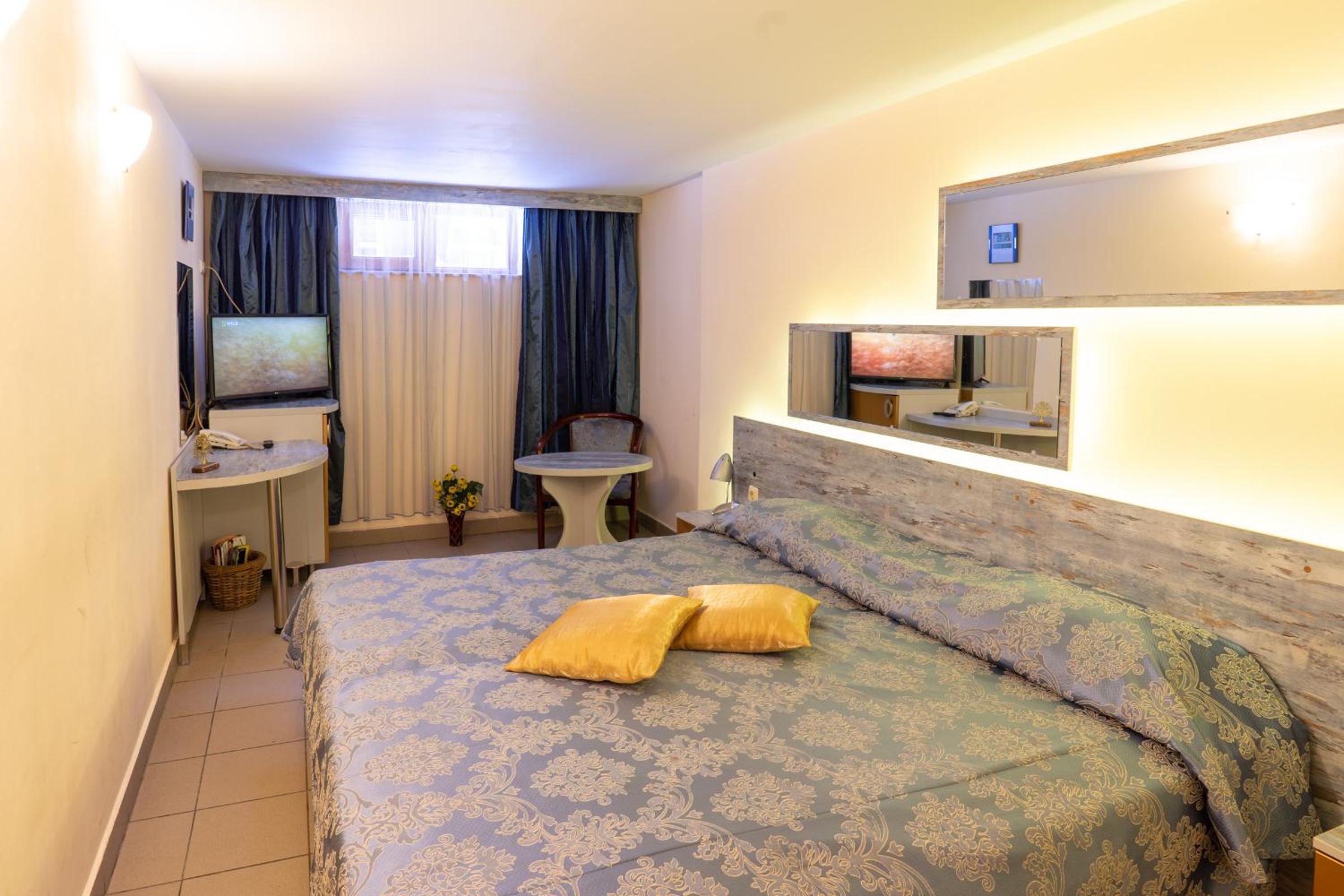 Economy Double or Twin Room