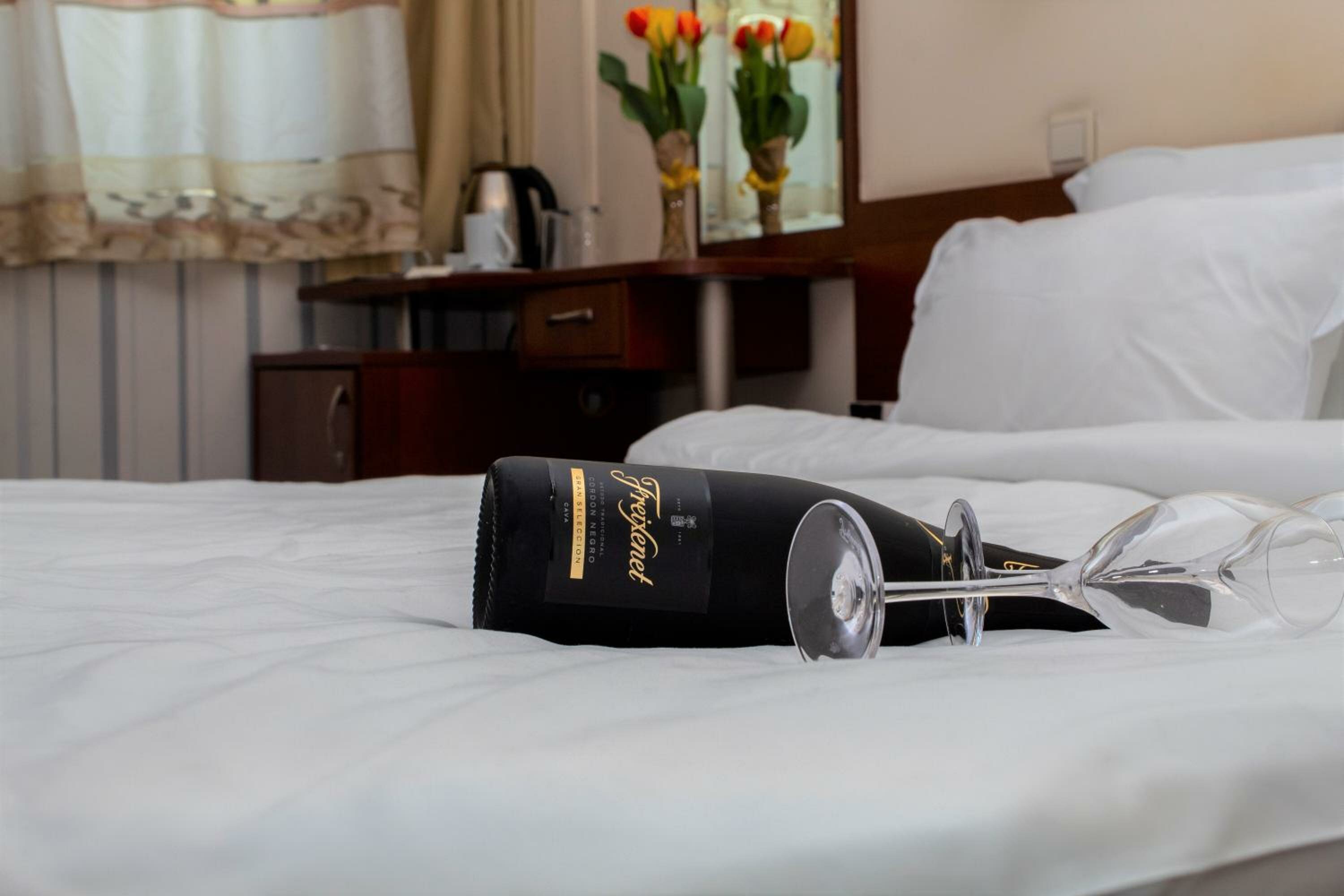 Double Room with Double Bed - Non-Smoking