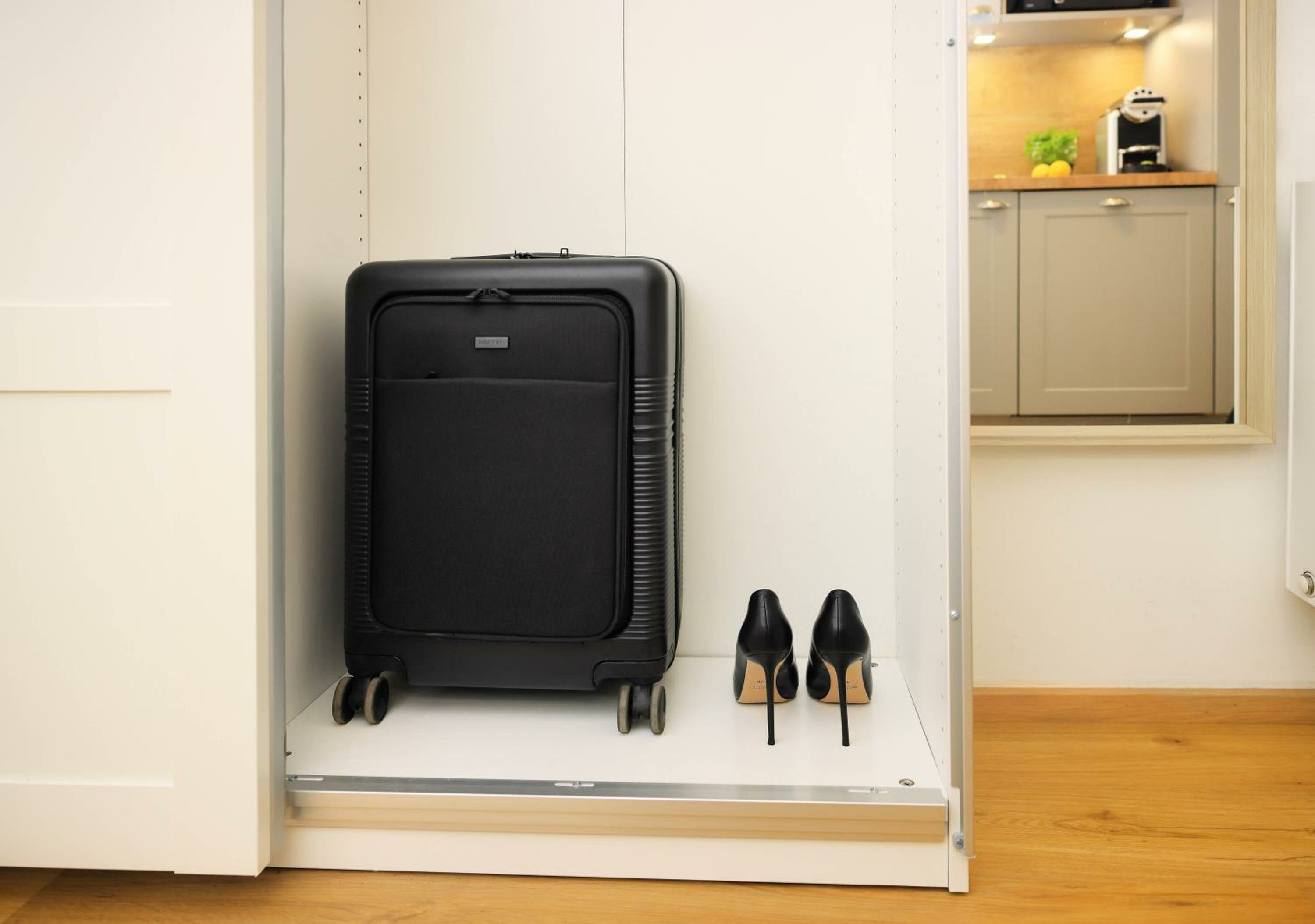 1-Bedroom Suite with Air Condition