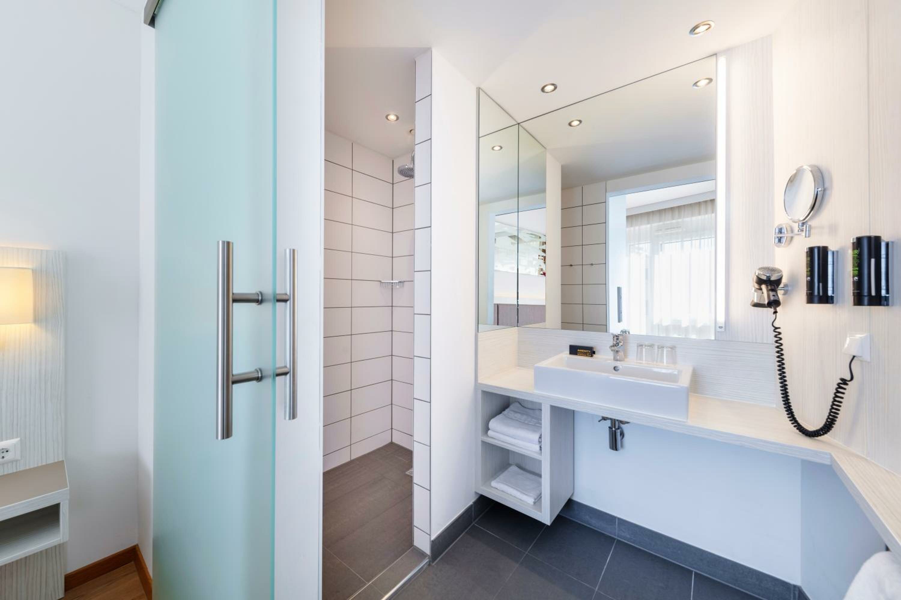 Suite with Garden View