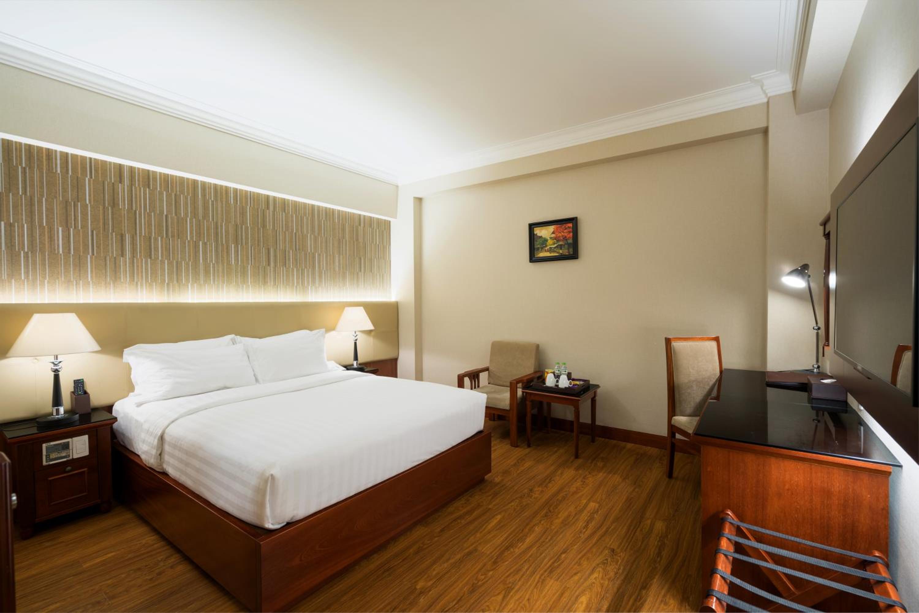 Superior Queen Room (No Window)