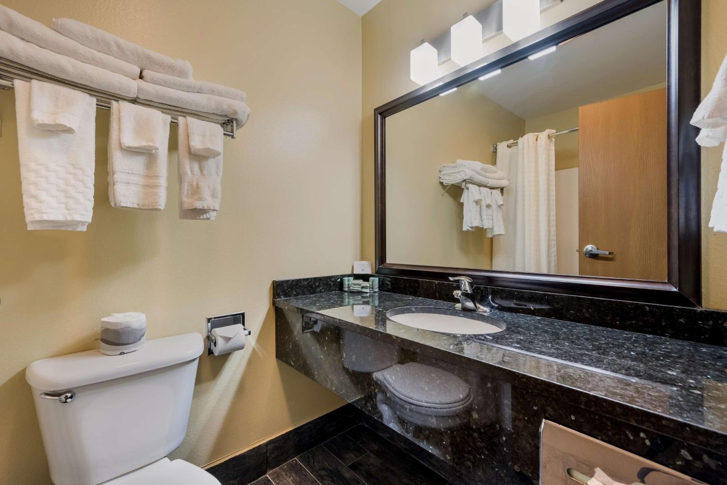 Queen Suite with Three Queen Beds