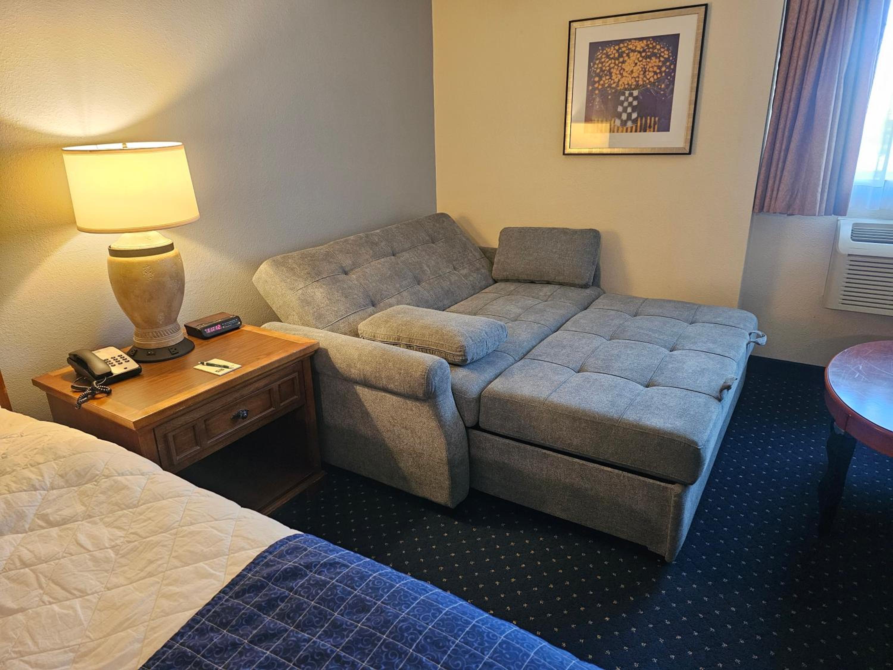 Deluxe King Room