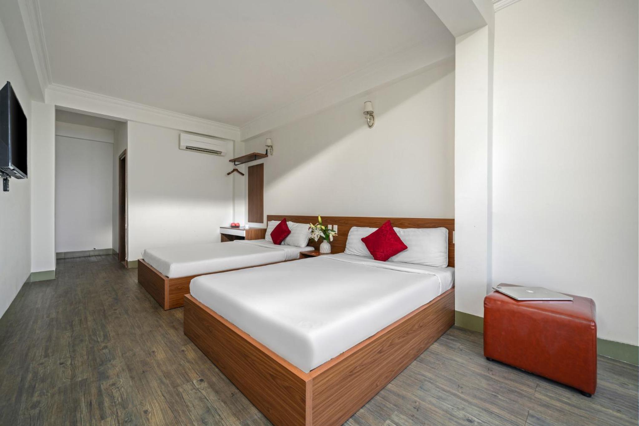 Deluxe Twin Room with Sea View