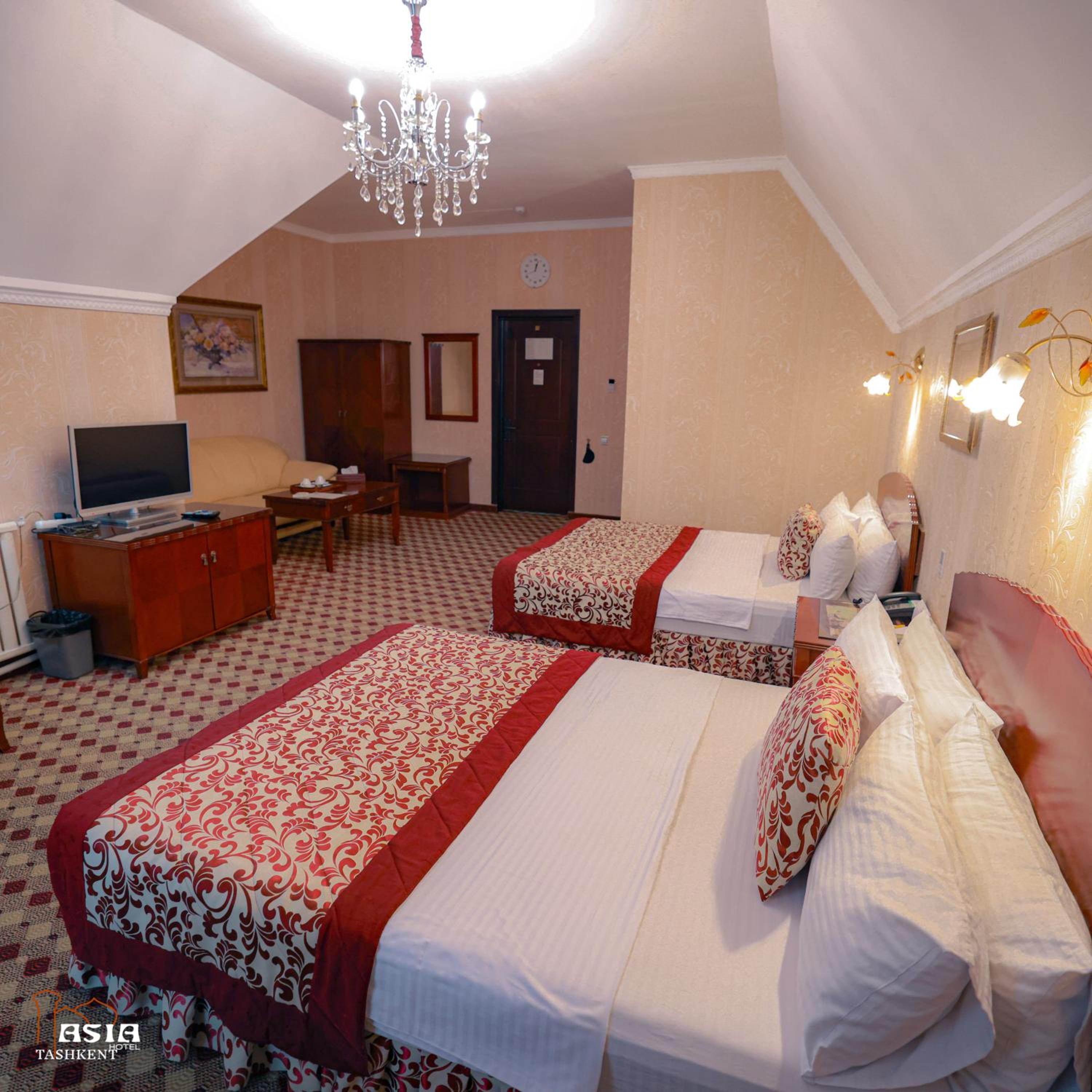 Deluxe Double or Twin Room