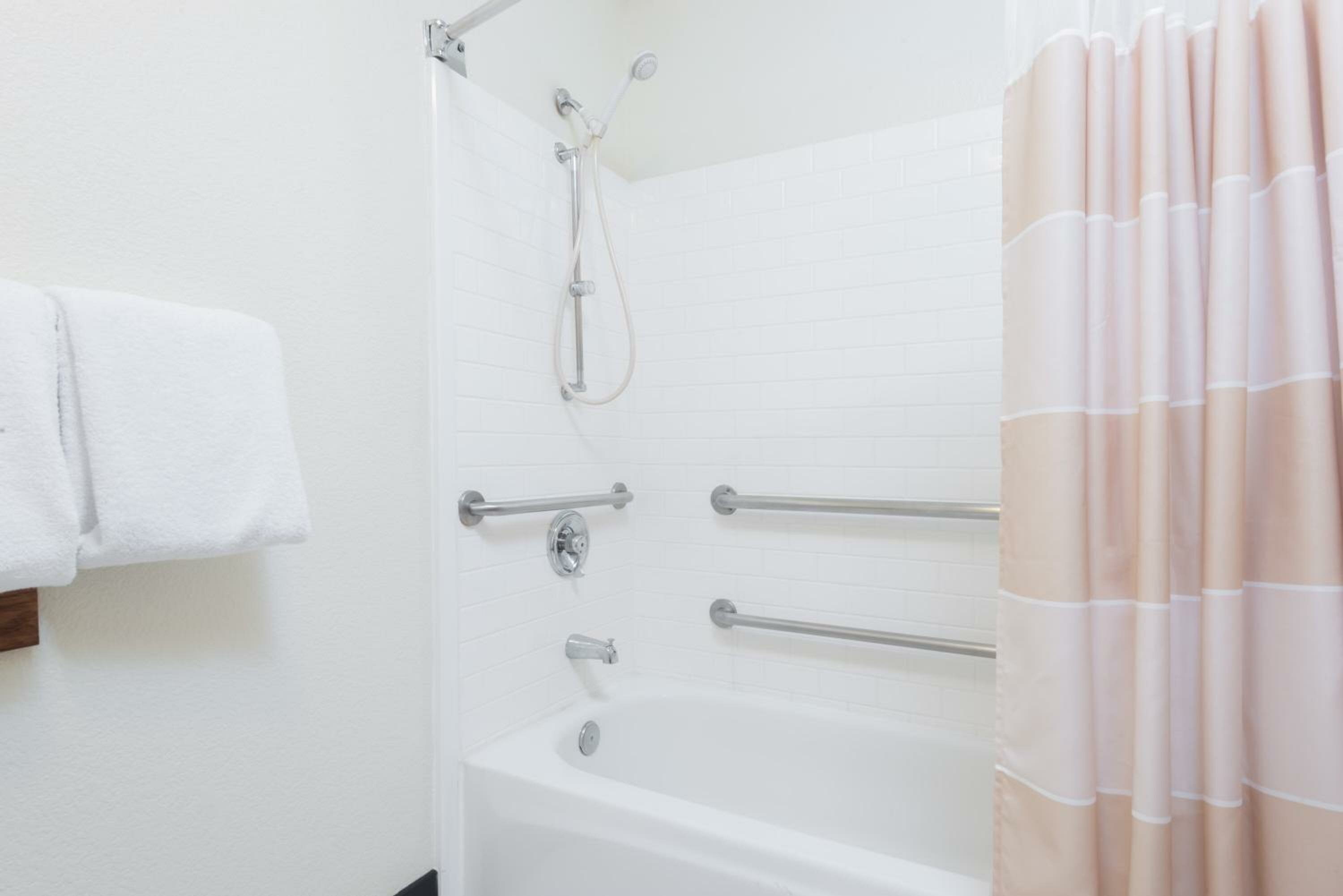 King Room - Disability Access/Non-Smoking