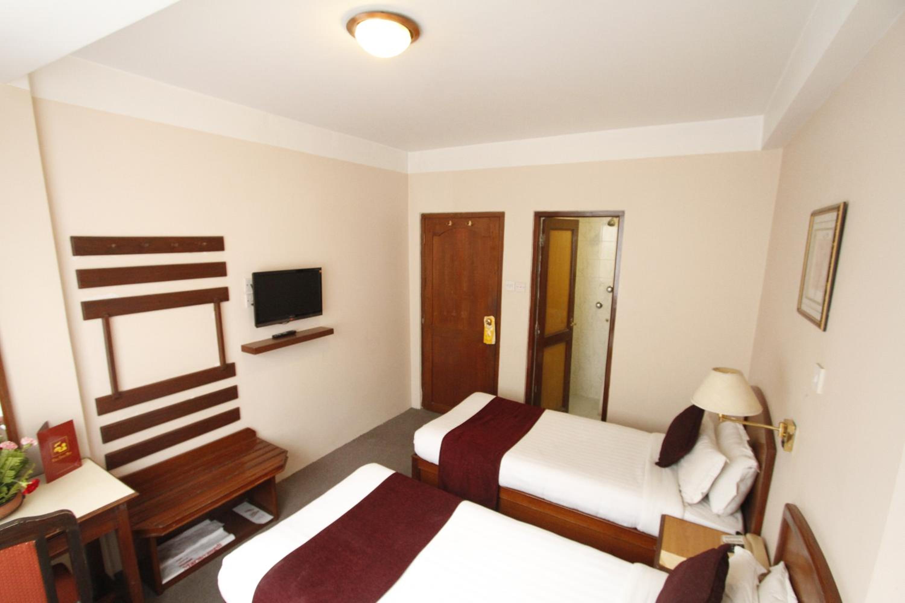 Deluxe Double or Twin Room