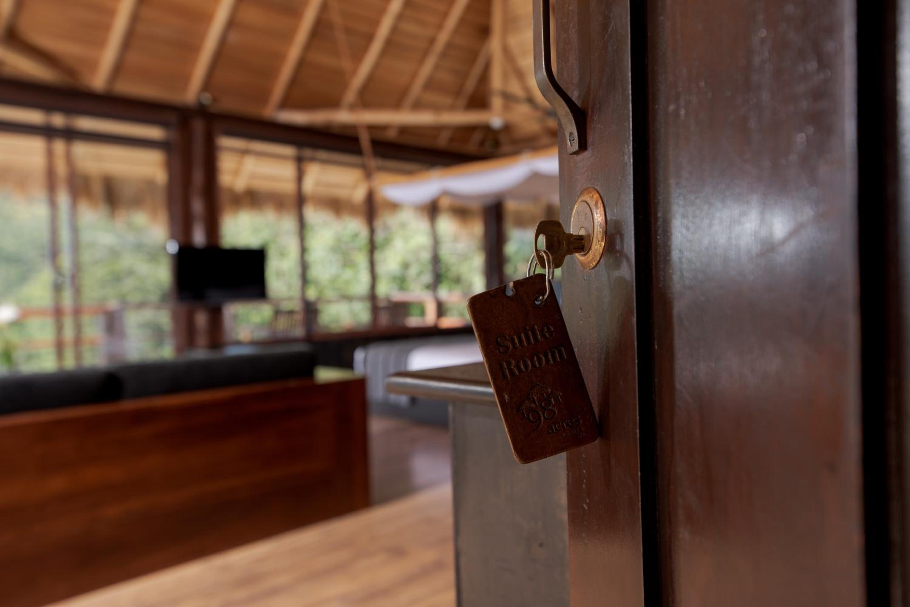 Suite With Mountain View