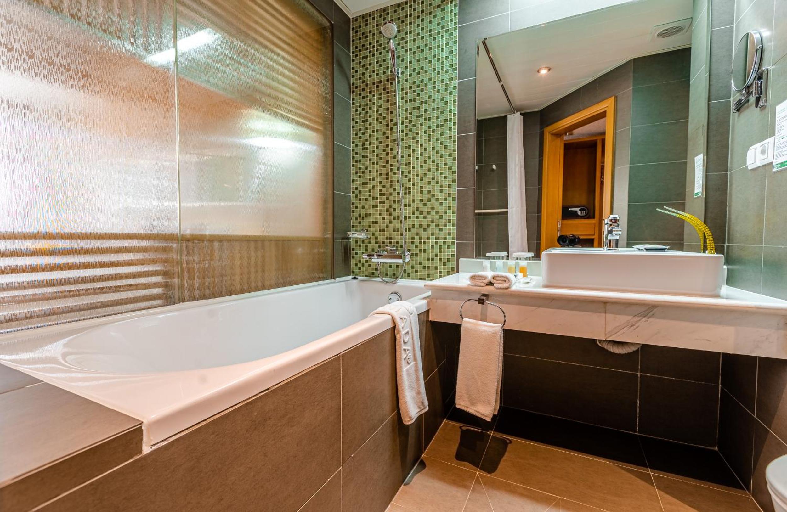 Standard Room with Two Twin Beds