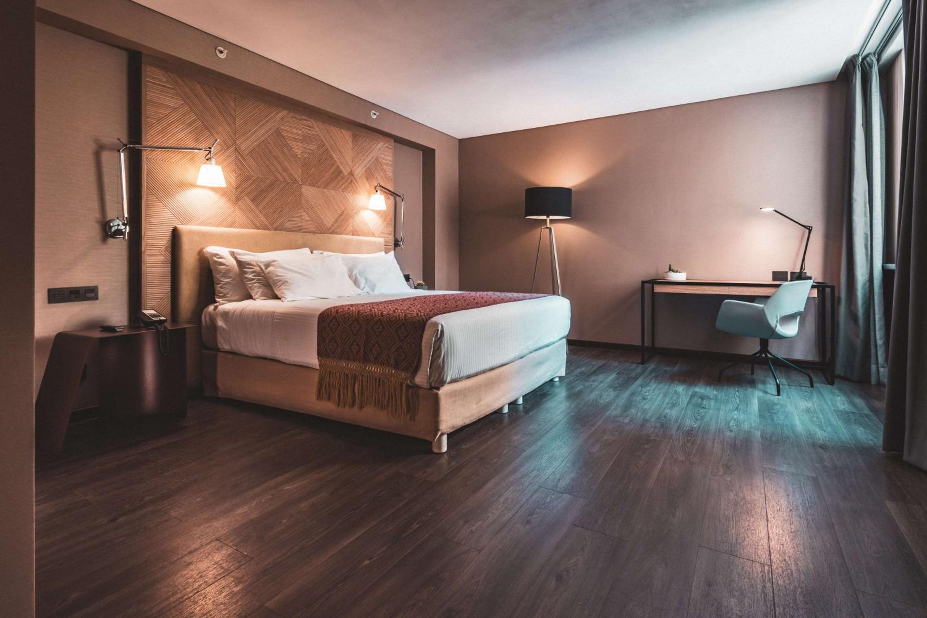 Premium XL King Room