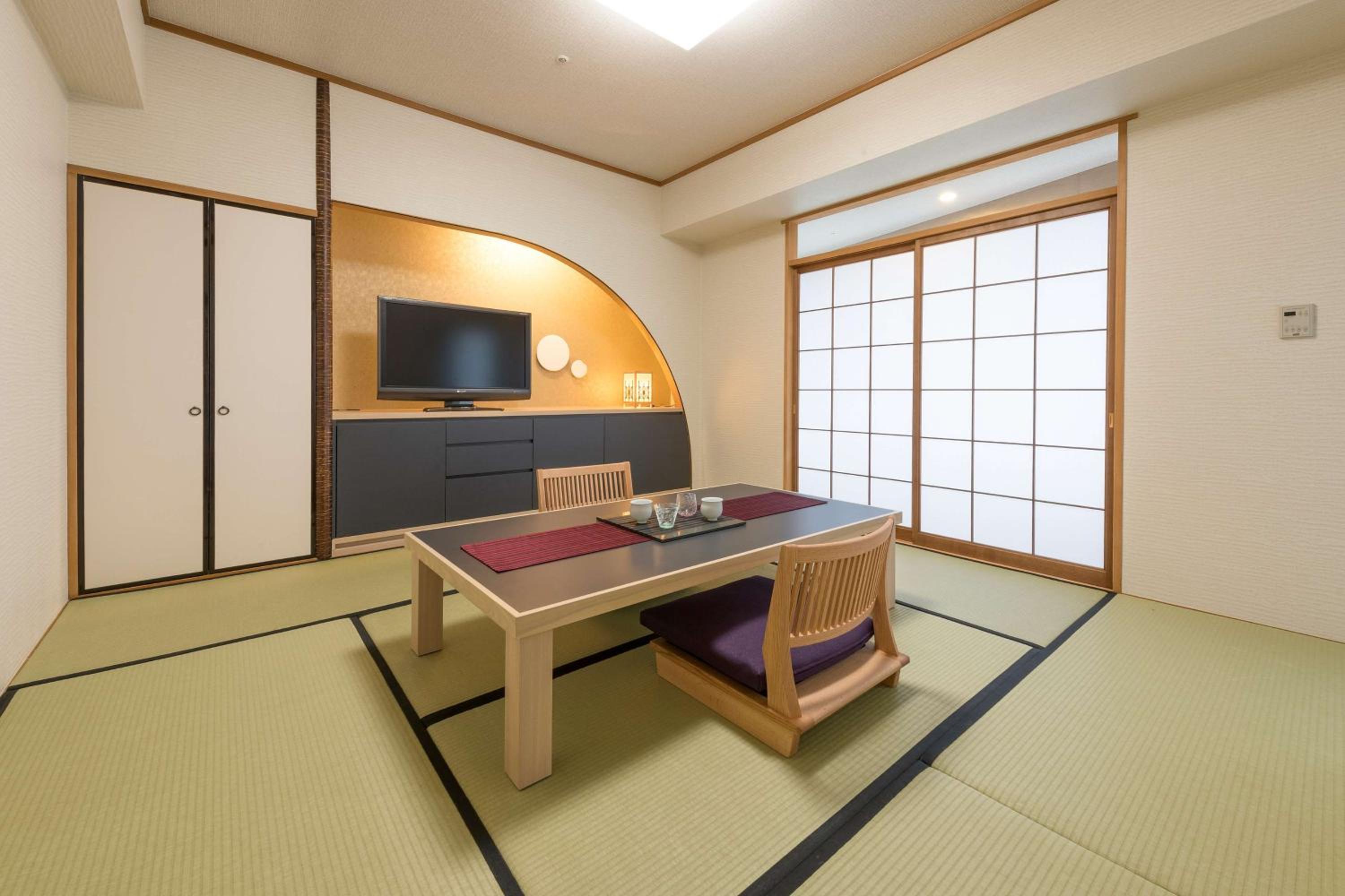 Japanese-Style Deluxe Hilton Room