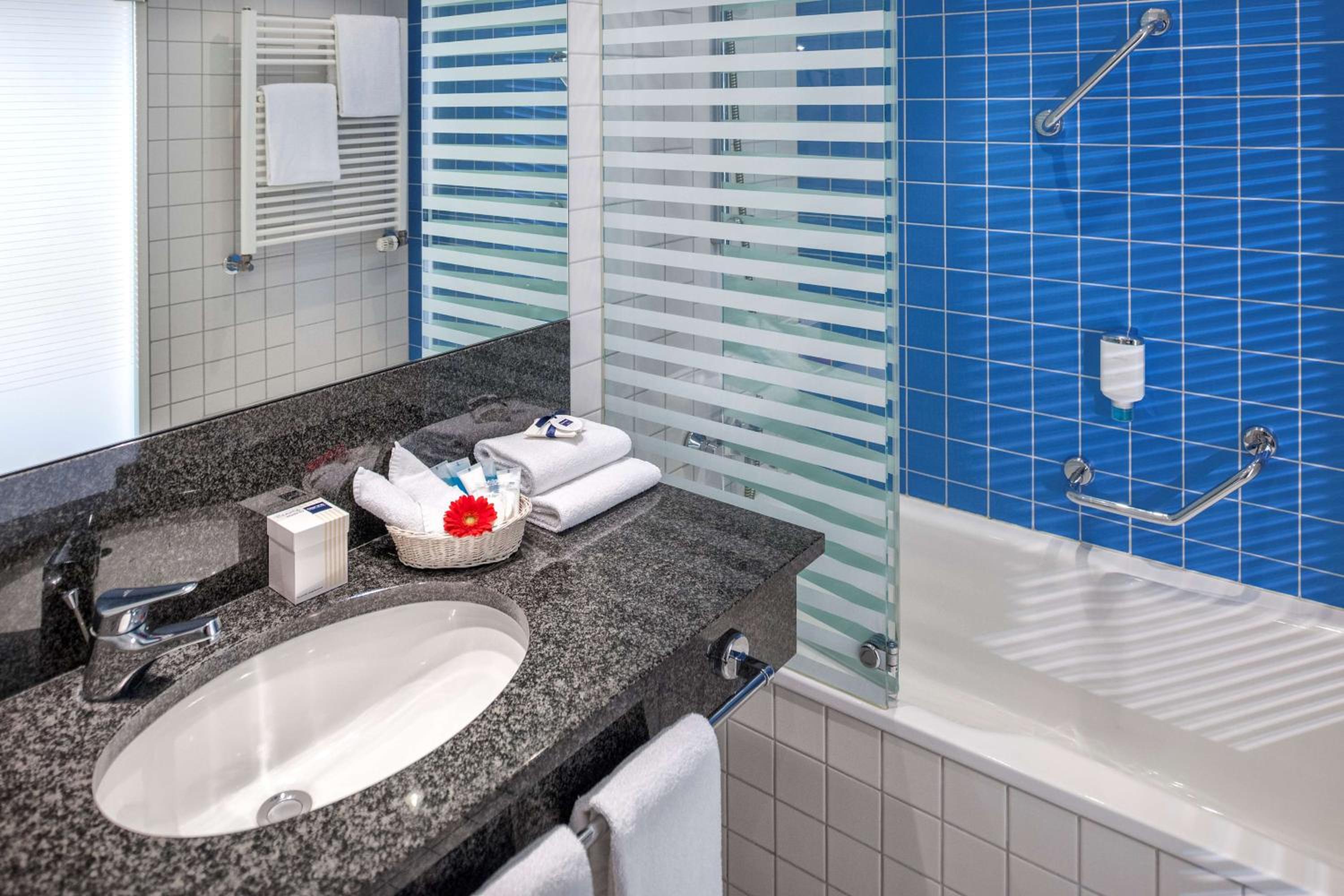 Comfort Double or Twin Room