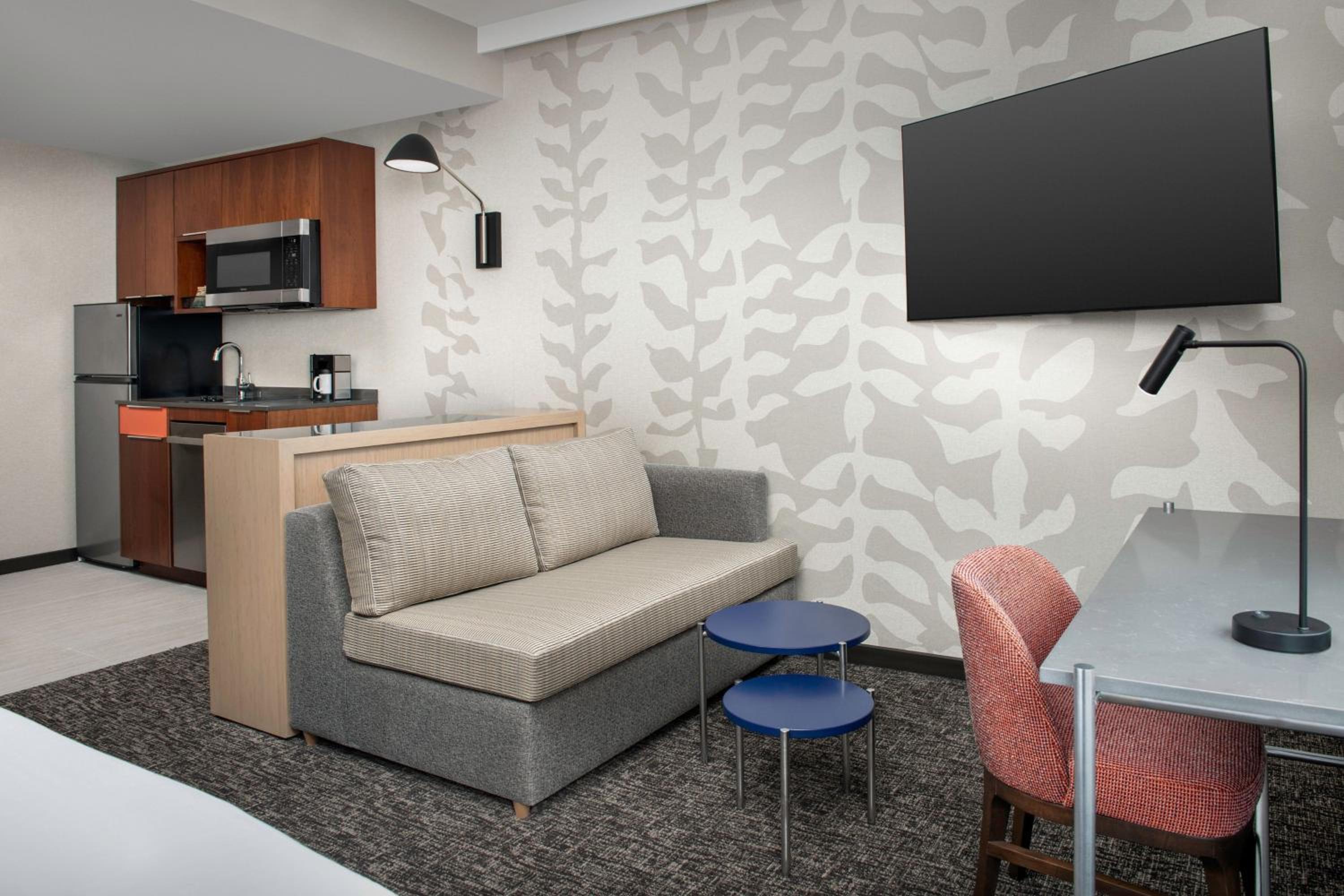 Studio, 1 King, Sofa bed, City view