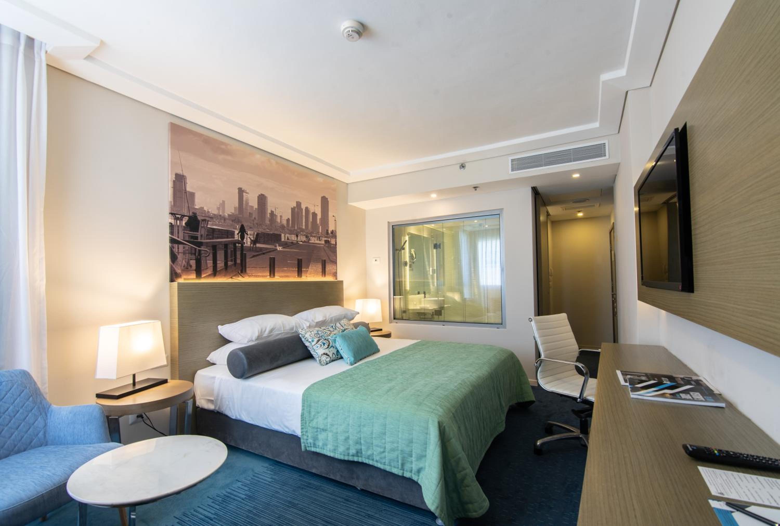 Deluxe Double or Twin Room with Spa Bath