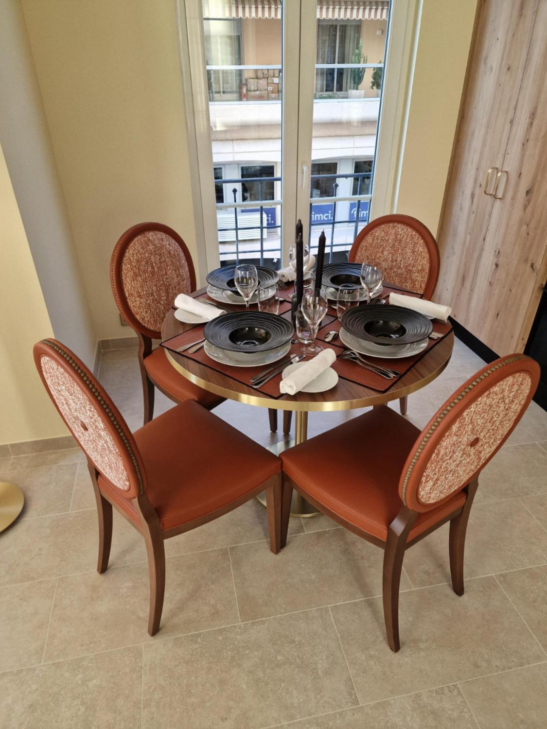 Apartment with City View