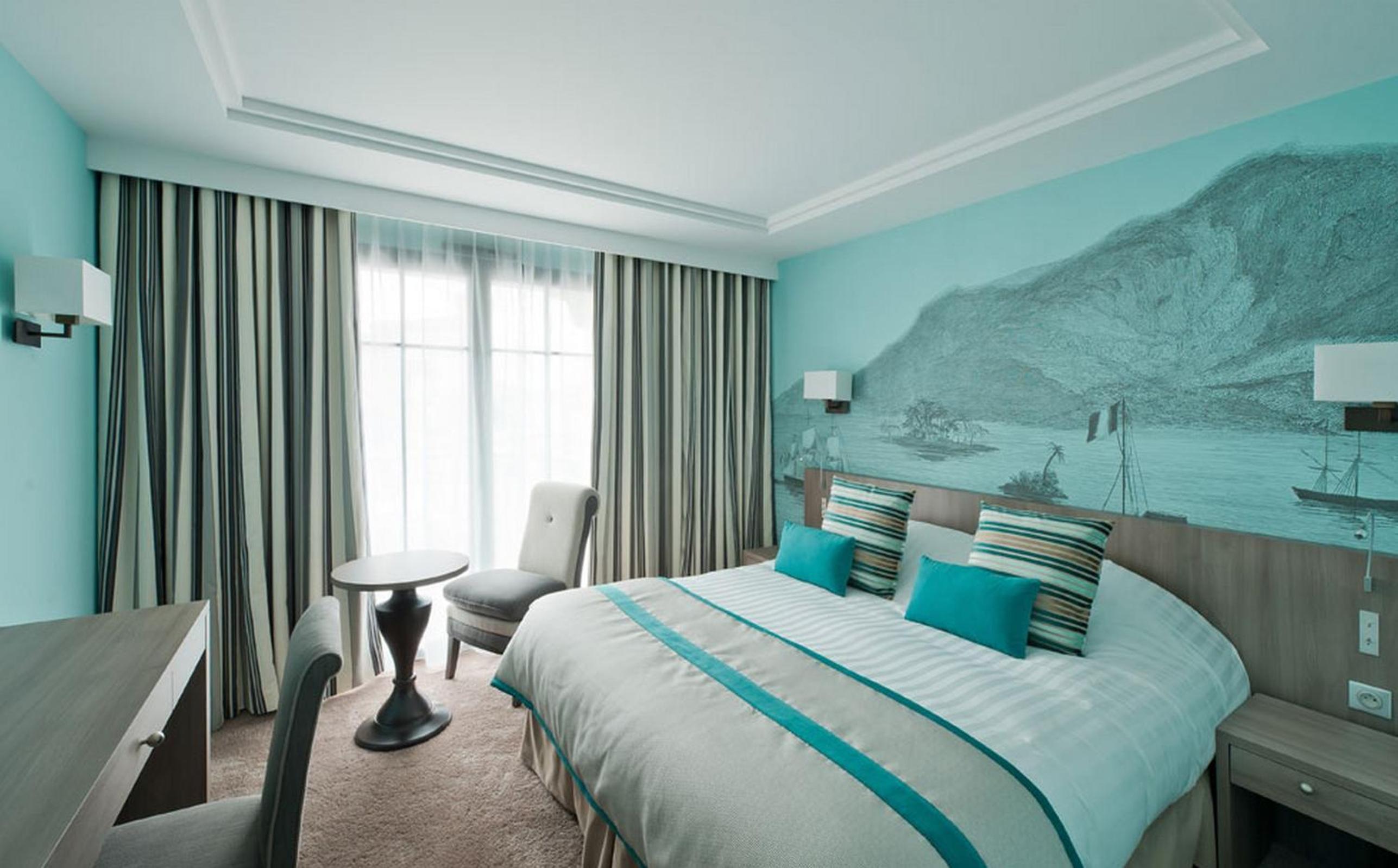 Standard Double or Twin Room with City View