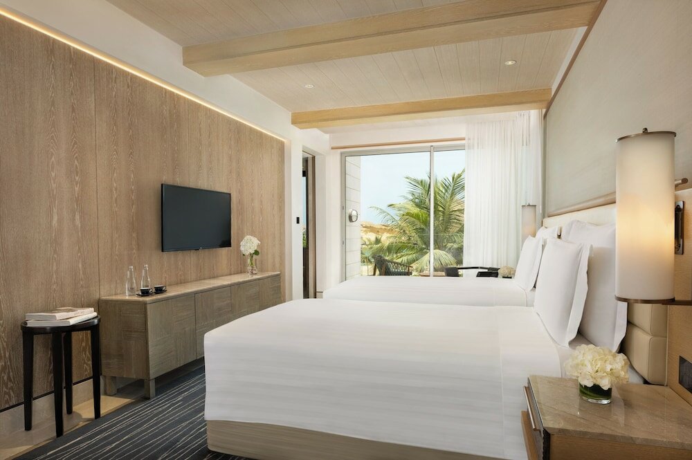 House (Summerhouse with Pool)