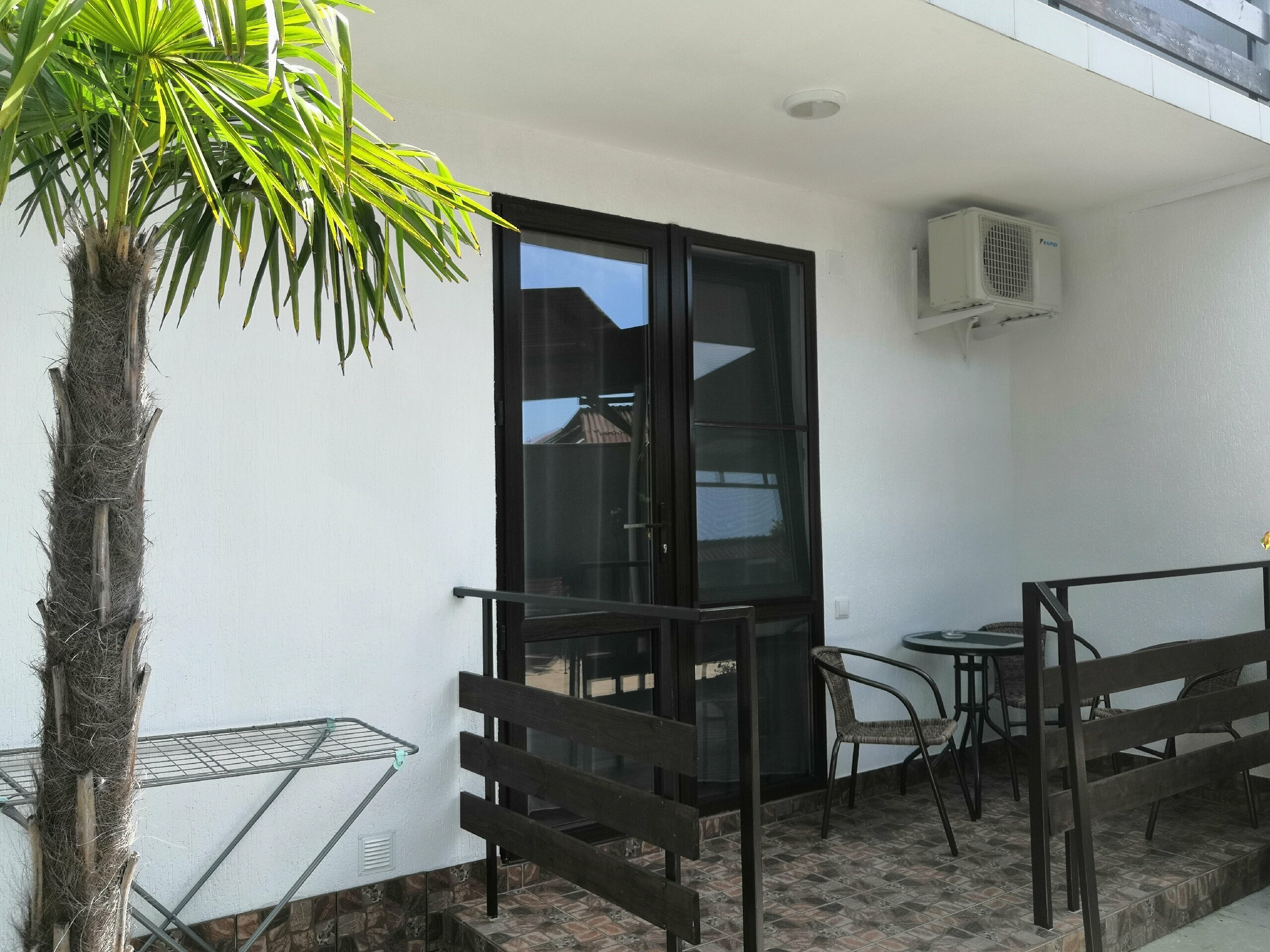 Cемейный номер с собственной ванной комнатой