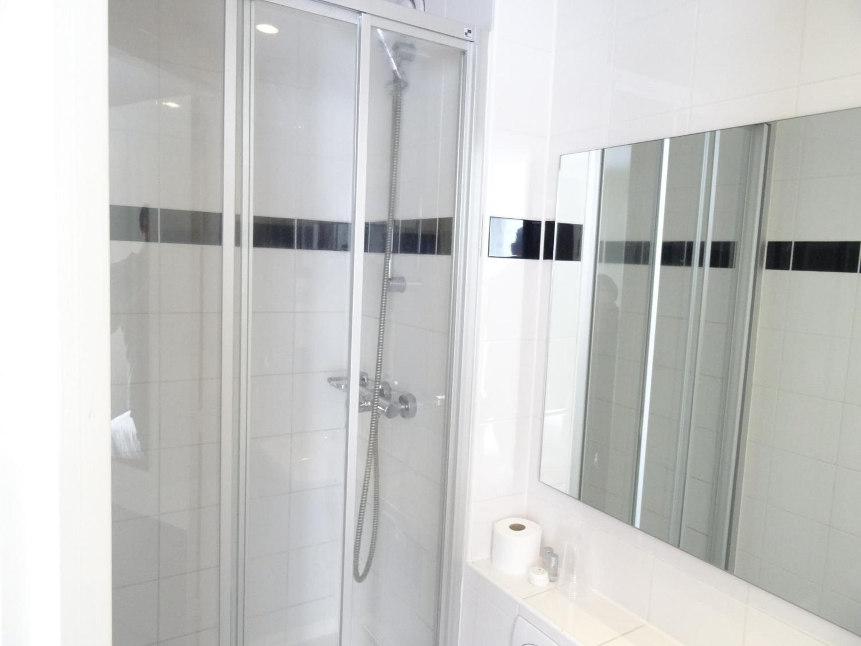 Standard Single Room with Shower