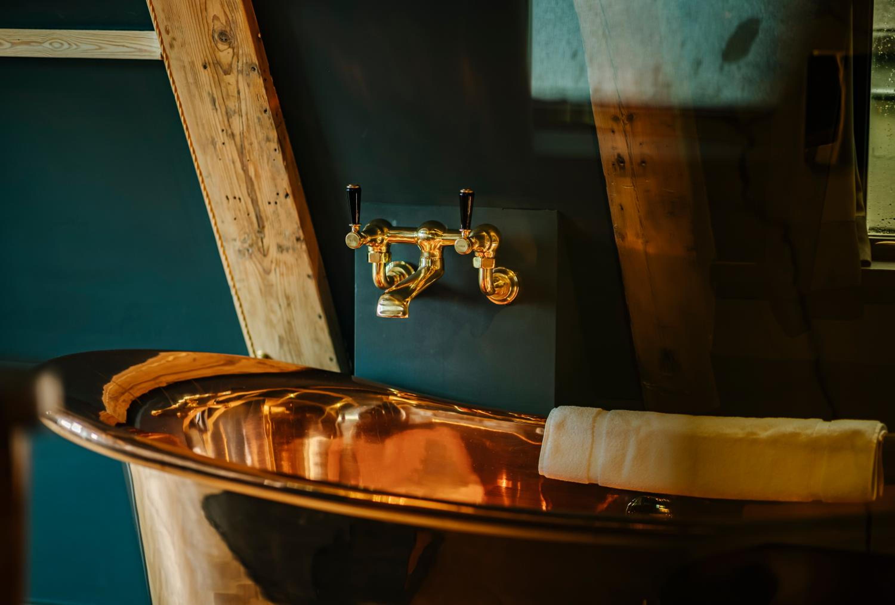 Signature Double Room with Canal View (Christiaan Huygens)