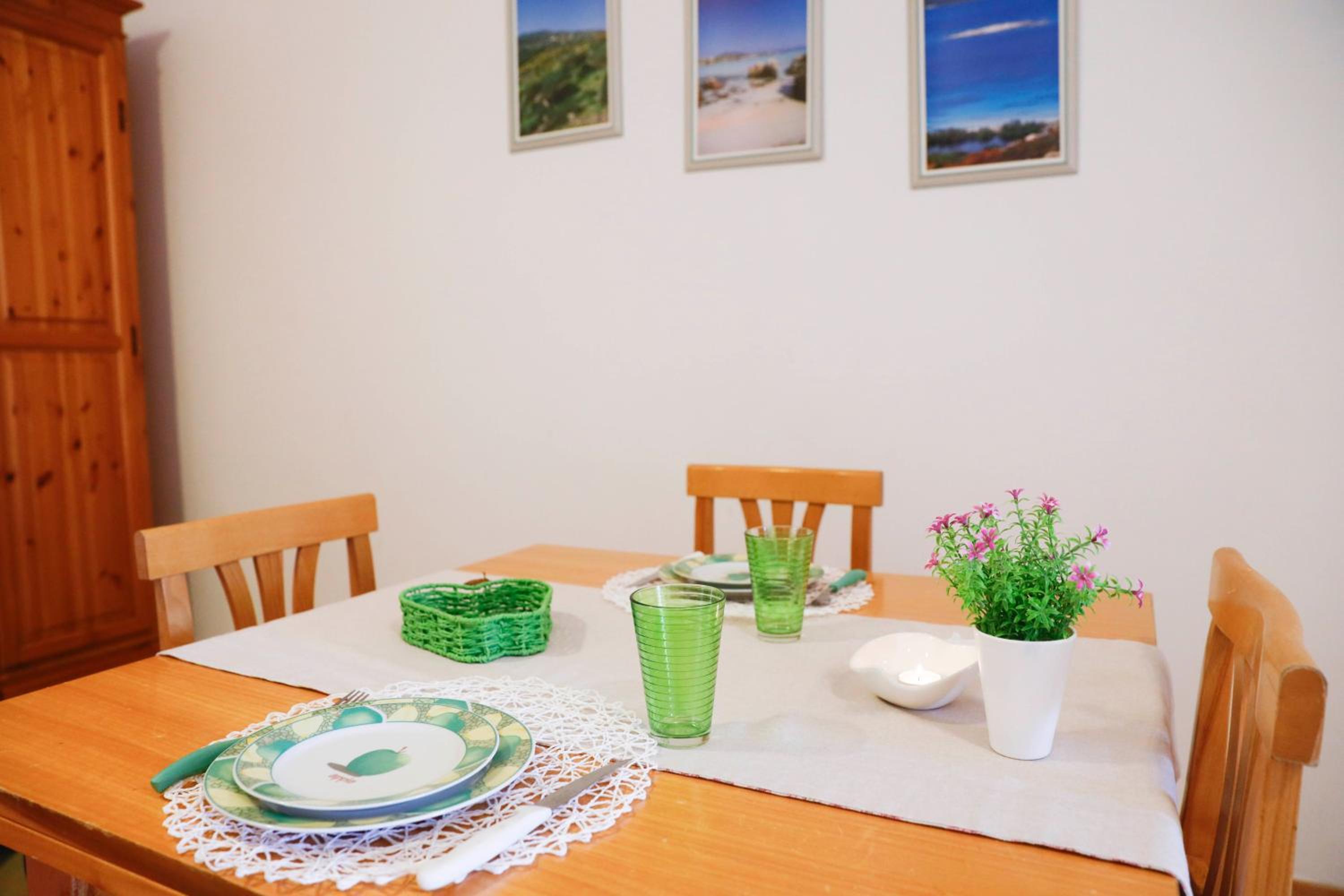 One-Bedroom Apartment with Big Terrace