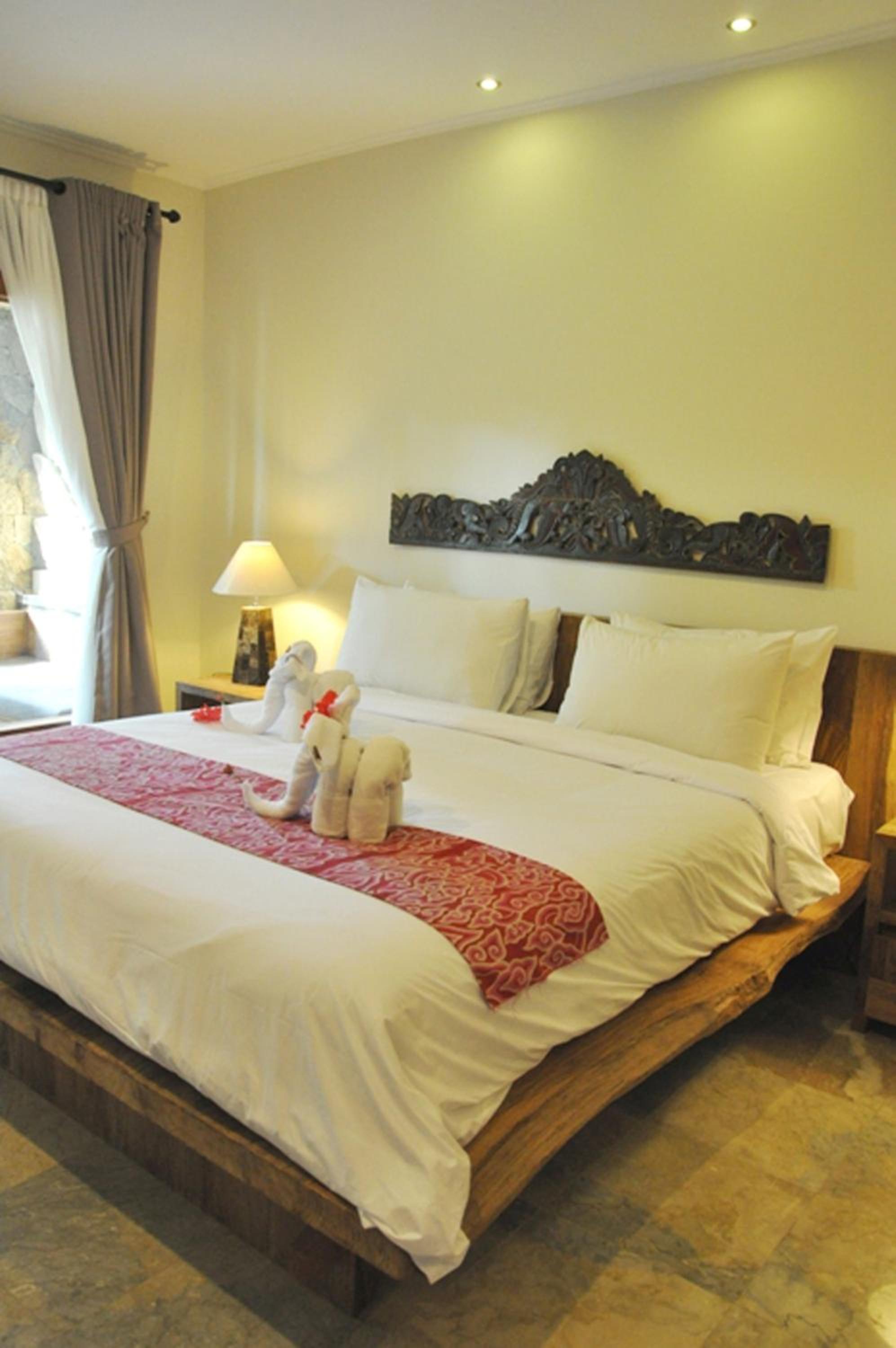 Deluxe Room - Free Welcome Massage and Afternoon Tea