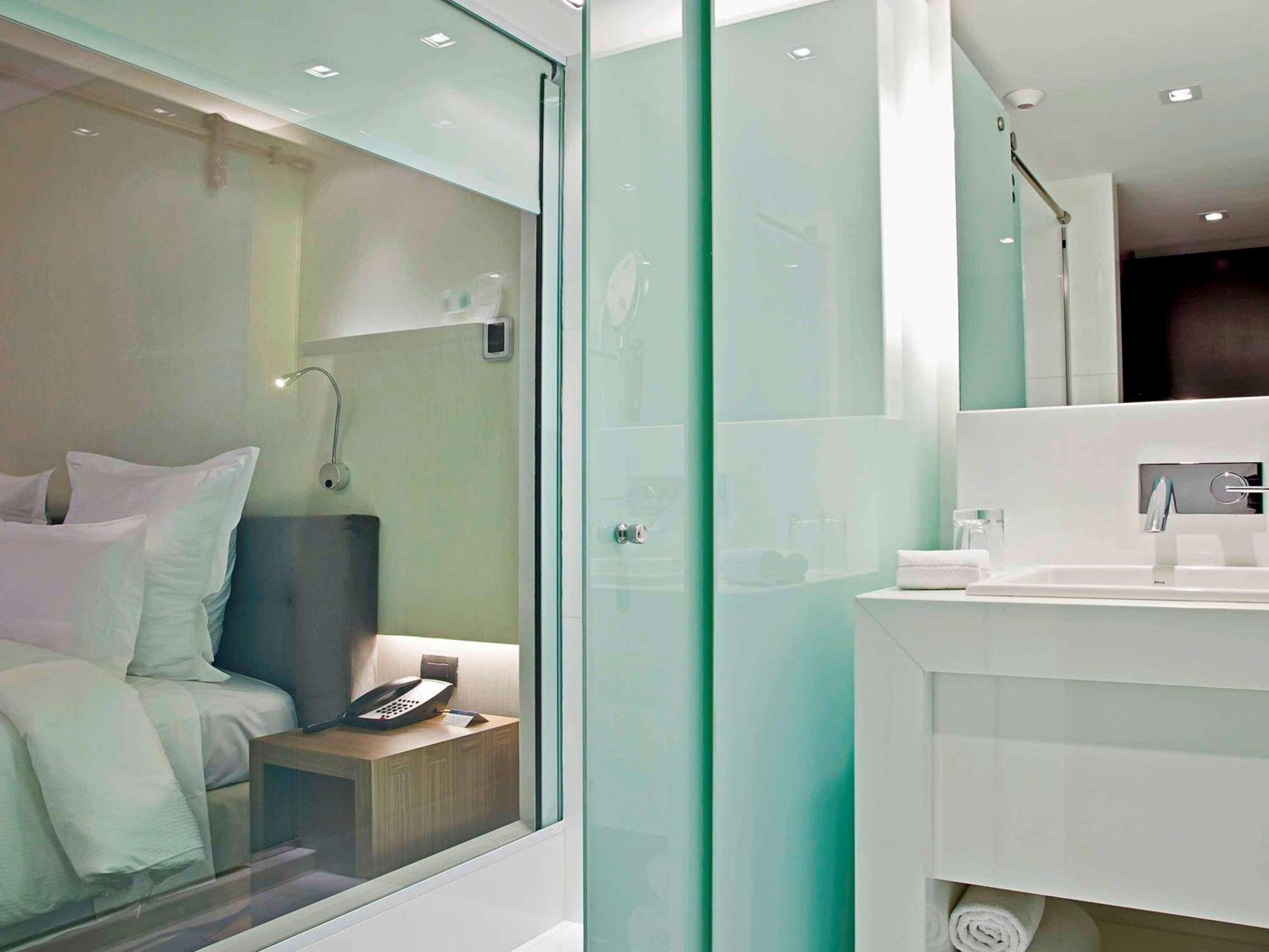 Executive Room with 1 Double Bed 